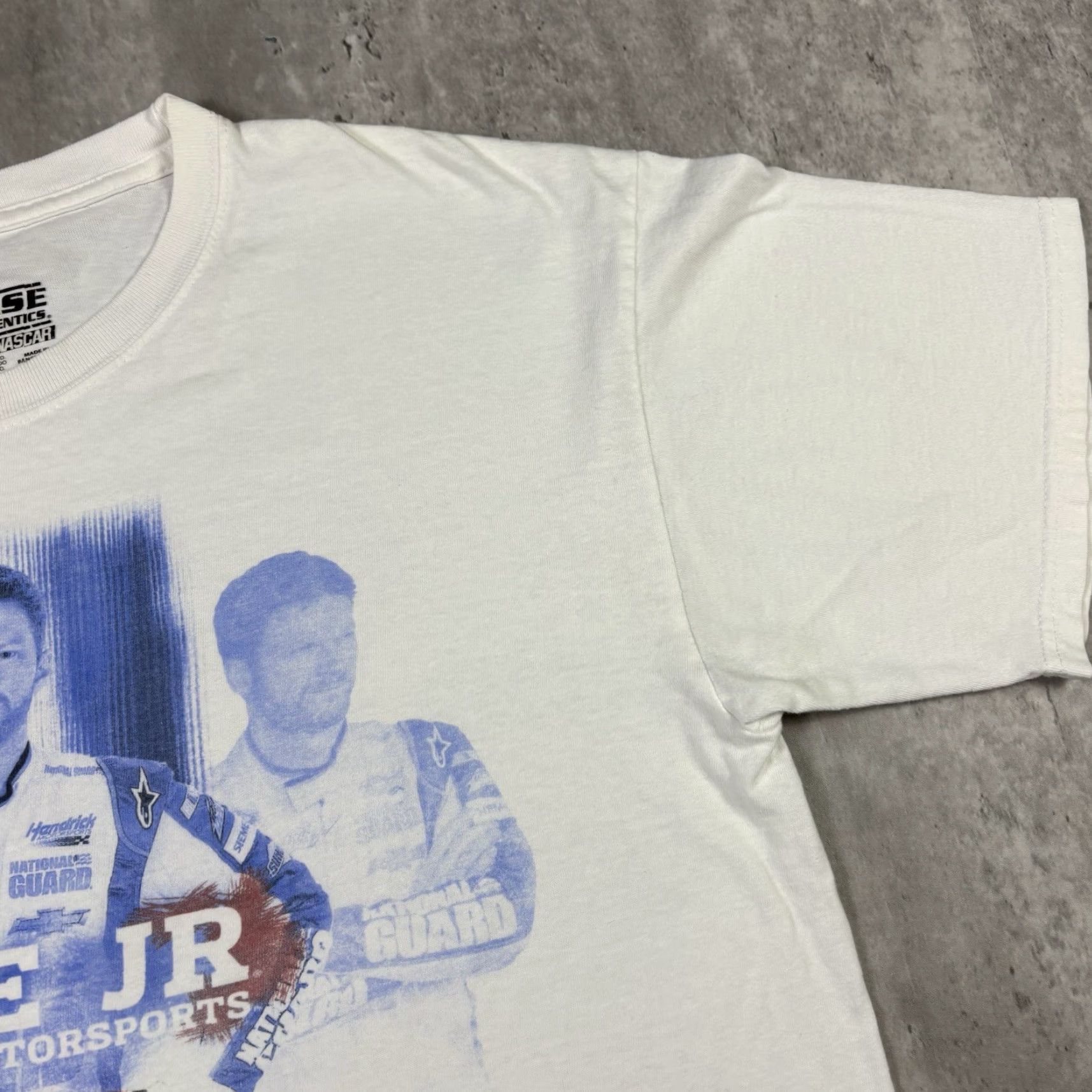 NASCAR VINTAGE Dale Jr Nascar Racing Graphic T Shirt White L Mens Crew Neck Short Sleeve Cotton Regular Graphic Print Cars 90s Size US L / EU 52-54 / 3 - 7 Thumbnail