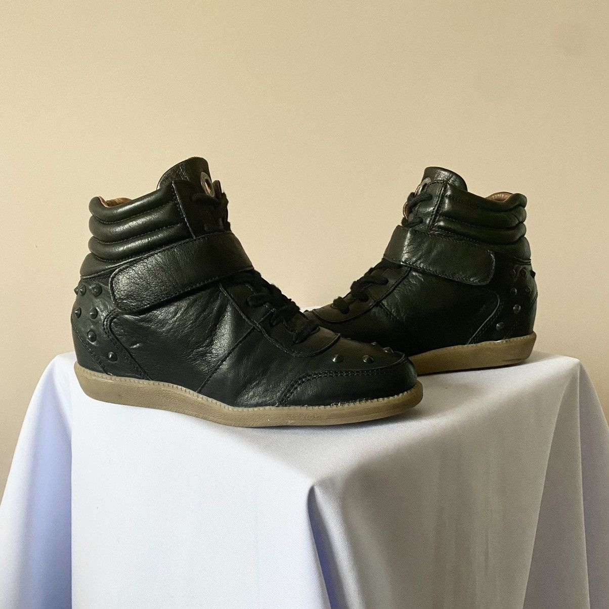 Isabel Marant Vibe Bobby Bekett Studded Sneakers Shoes