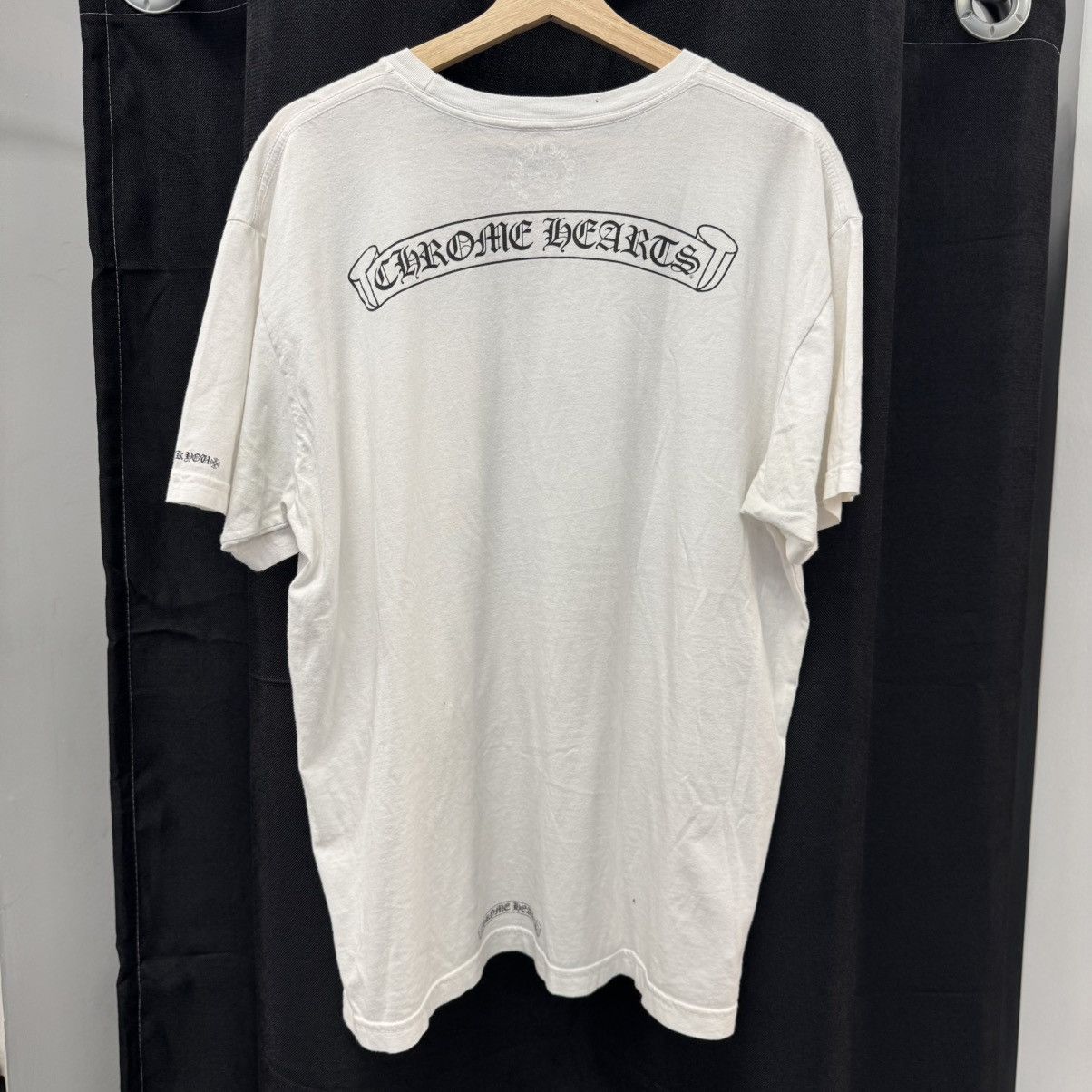 Chrome Hearts Chrome Hearts Scroll Logo Pocket T-Shirt Size US XL / EU 56 / 4 - 4 Thumbnail