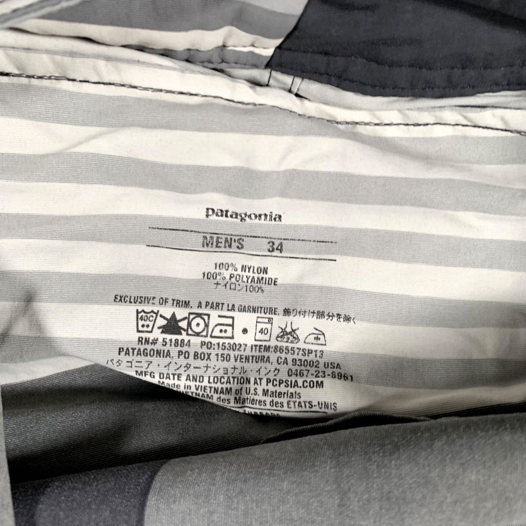 Patagonia Patagonia Shorts Mens 34 Gray Black Stripe Board Swim Trunks Nylon Surf Bottom Size US 34 / EU 50 - 7 Thumbnail