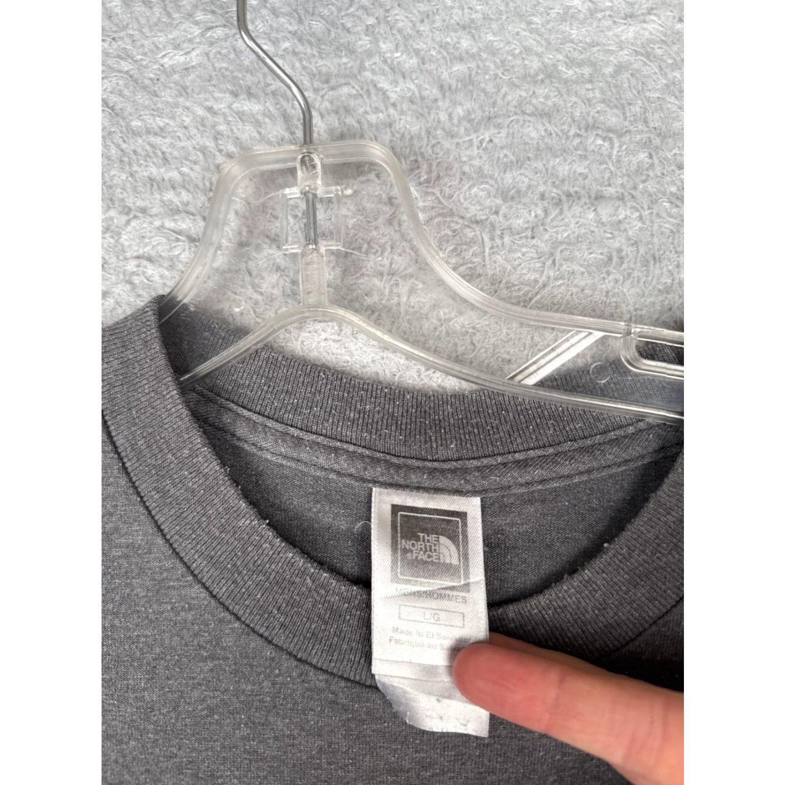 The North Face The North Face Shirt Men L Gray Logo Short Sleeve Crew Neck Cotton Blend Size US L / EU 52-54 / 3 - 7 Thumbnail