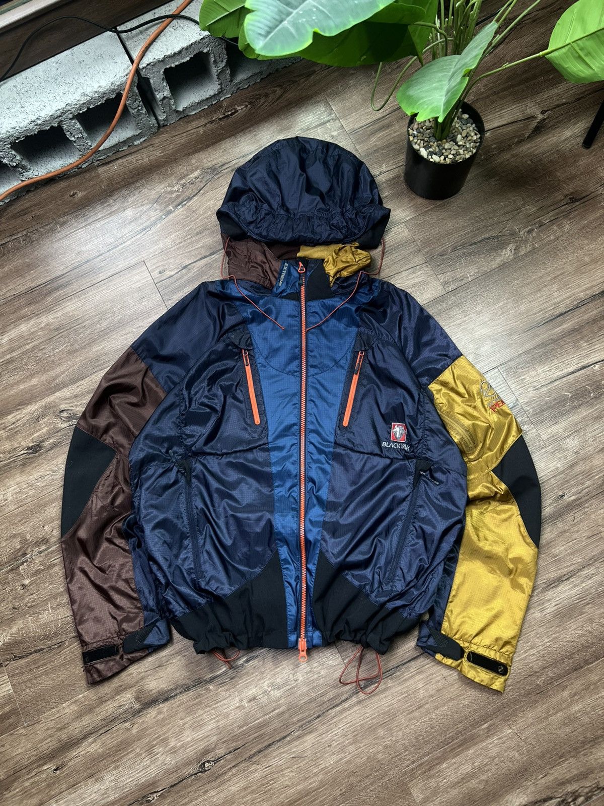 BLACKYAK ARCHIVE EXTREME PEAK WINDBREAKER JACKET OUTDOOR