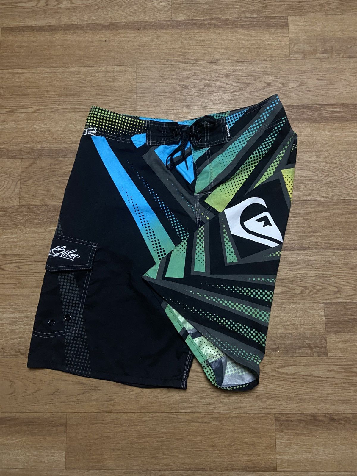 Quiksilver 💥Offers💥Quiksilver Vintage Y2K Shorts Spellout Hype Rare Size US 32 / EU 48 - 2 Thumbnail