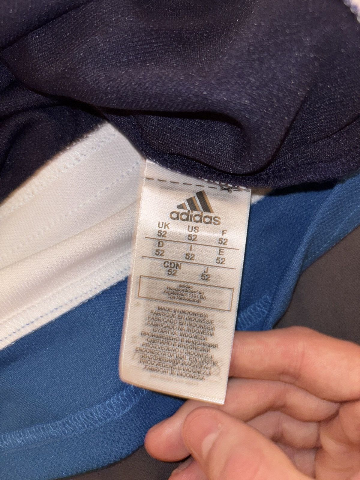 Adidas Adidas Connor Hellebuyck signed jersey with COA Size US L / EU 52-54 / 3 - 9 Thumbnail