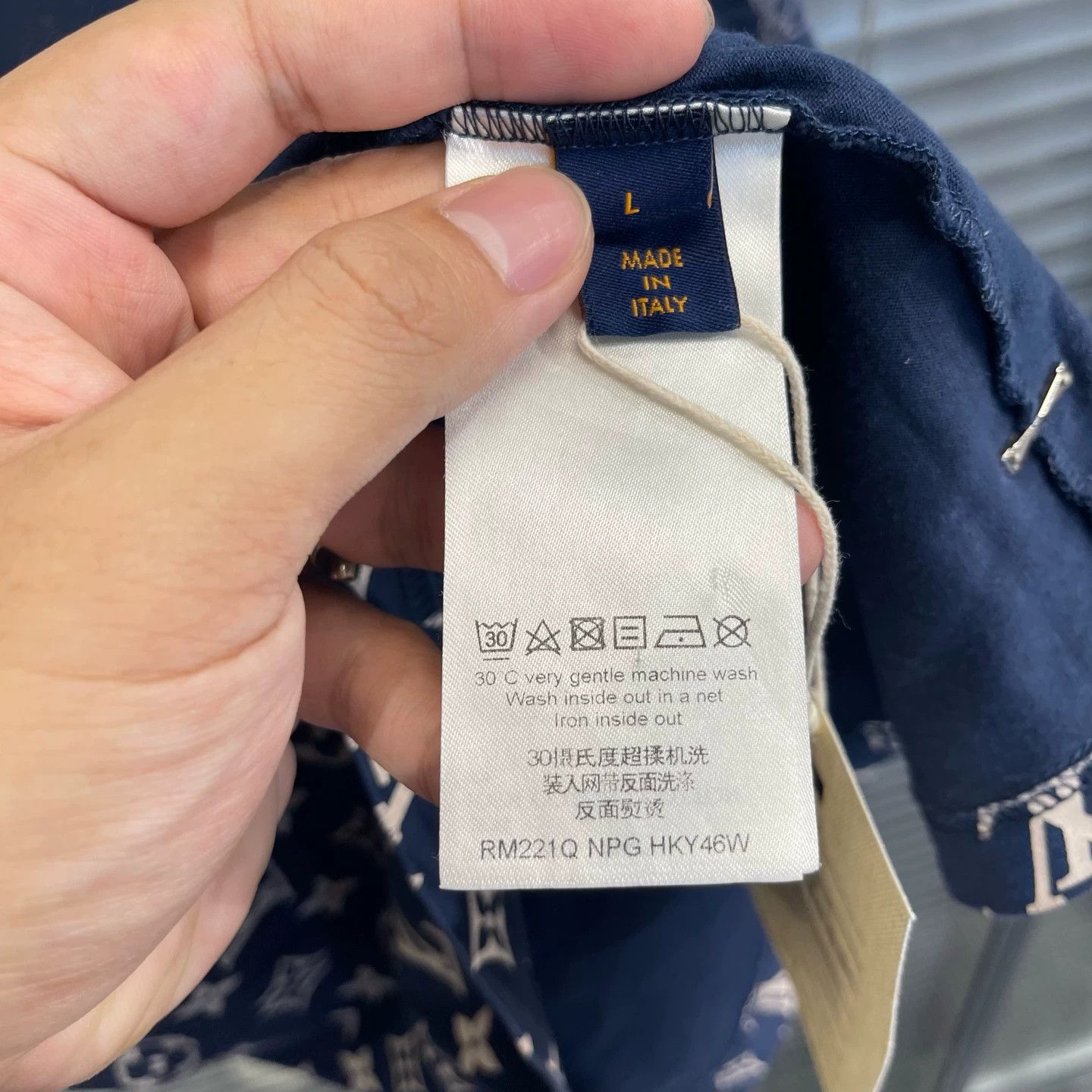 Louis Vuitton LV gradient monogram allover short tee L 99 new Size US L / EU 52-54 / 3 - 6 Thumbnail