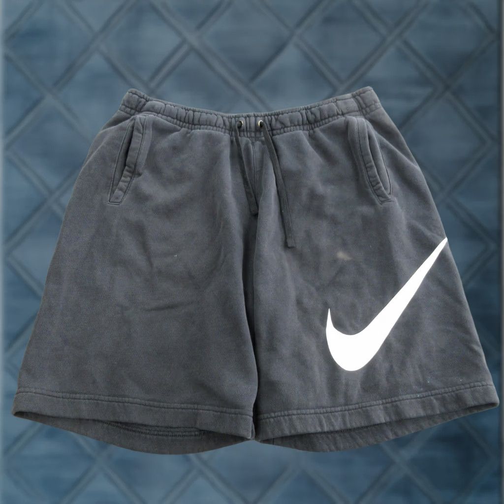 Nike Nike Sweat Shorts Mens Large Black Fleece Drawstring Pockets 10 Inseam Gym Wear Size US 33 - 1 Thumbnail
