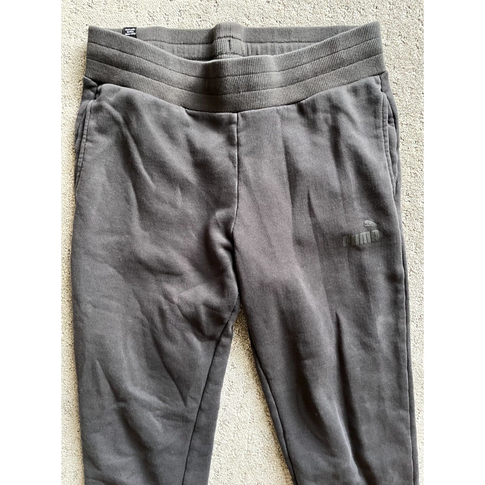 Puma PUMA Womens Sweatpants Joggers Cuffed Small Black Juniors S Activewear Slim Fit Womens Size S Prix? (No price) Size 28" / US 6 / IT 42 - 2 Thumbnail