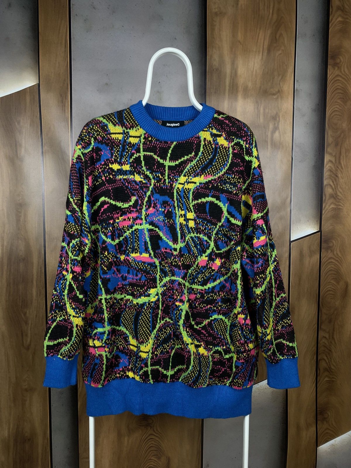 Desigual ☄️Sweater Sweatshirt Desigual Maria Escote Opium Tee☄️ Size US S / EU 44-46 / 1 - 1 Thumbnail