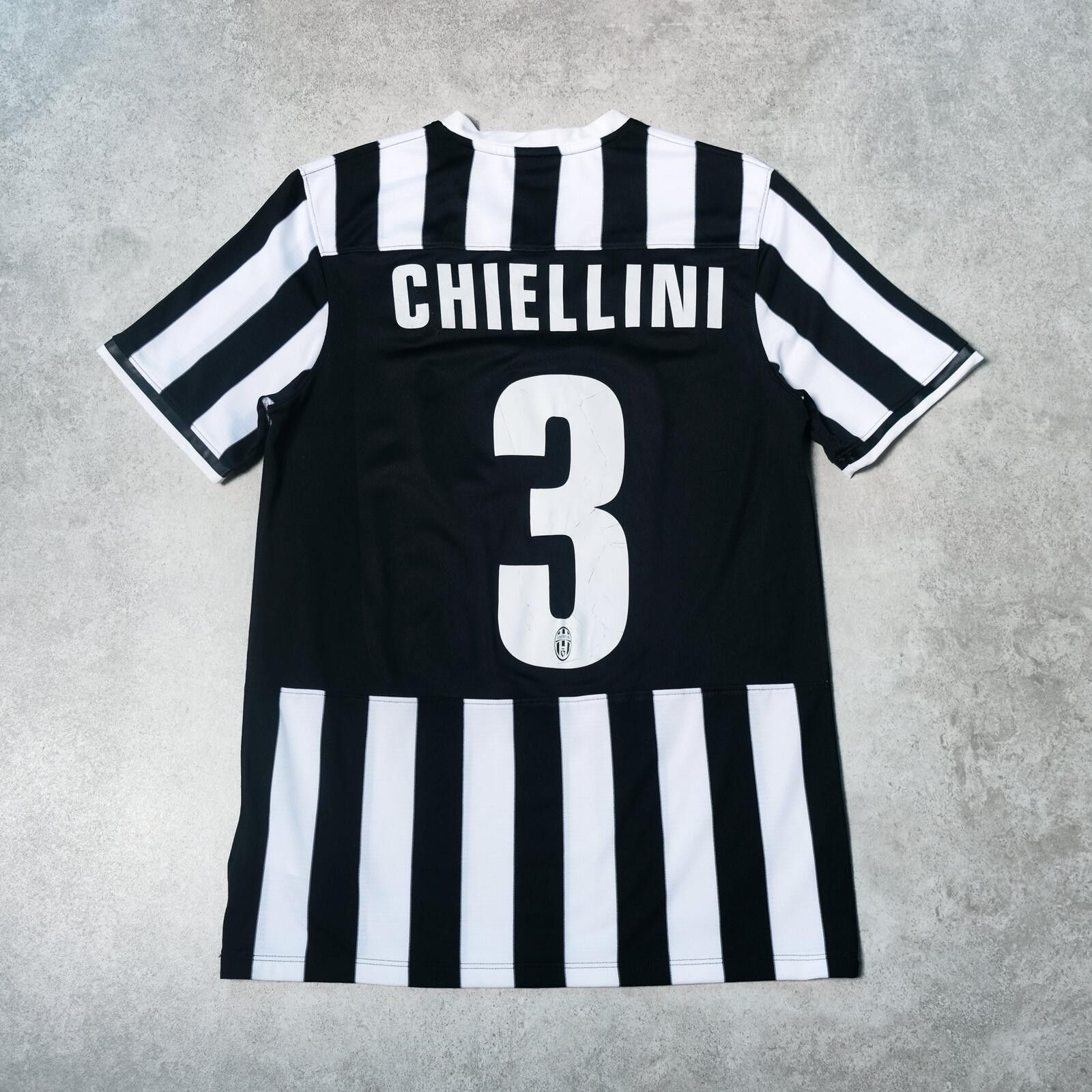 Nike 2013/14 Juventus Home Shirt Nike Chiellini (L/XL) Size US L / EU 52-54 / 3 - 1 Thumbnail