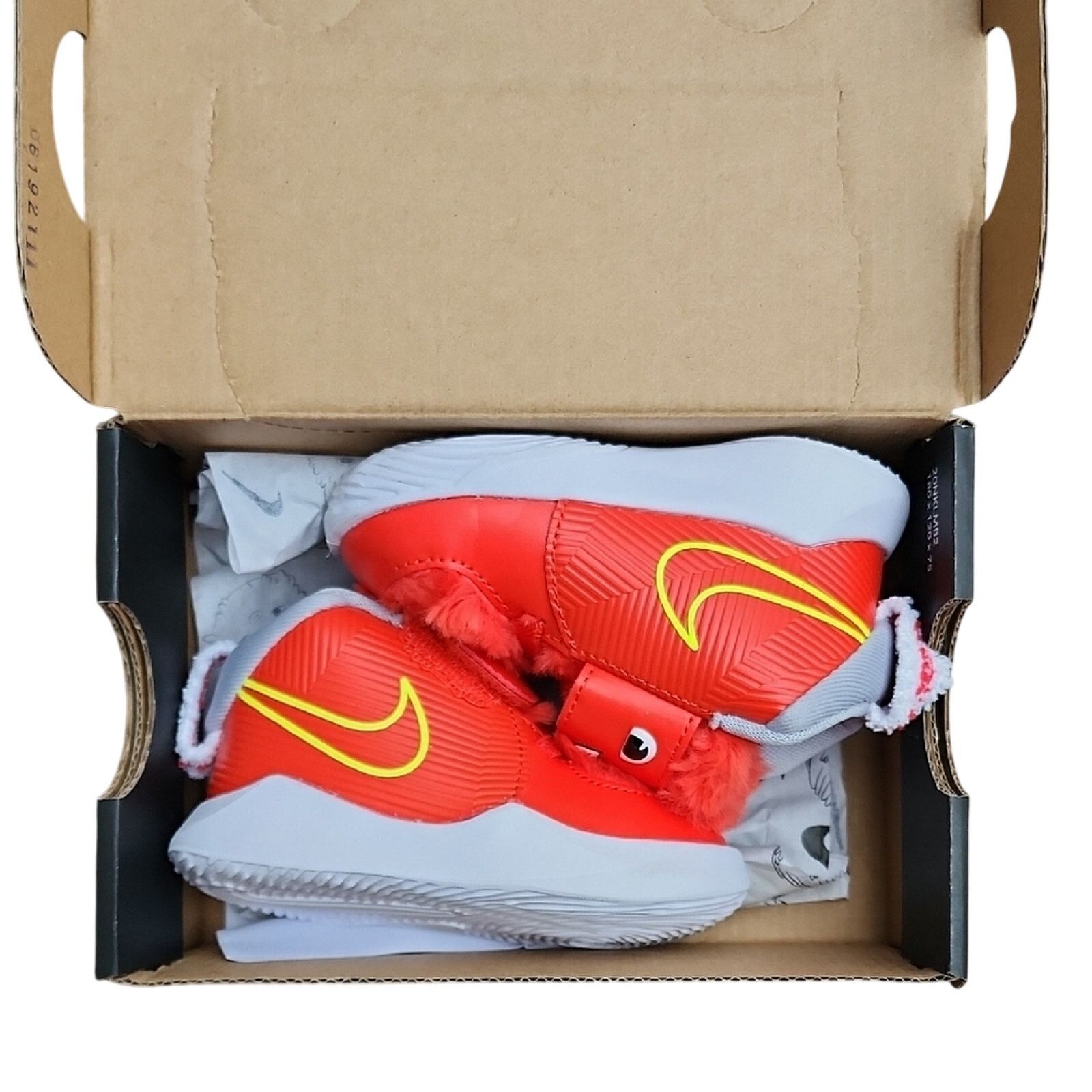 Nike Nike Team Hustle Kids Red Sneakers Size US 4 / IT 34 - 1 Thumbnail