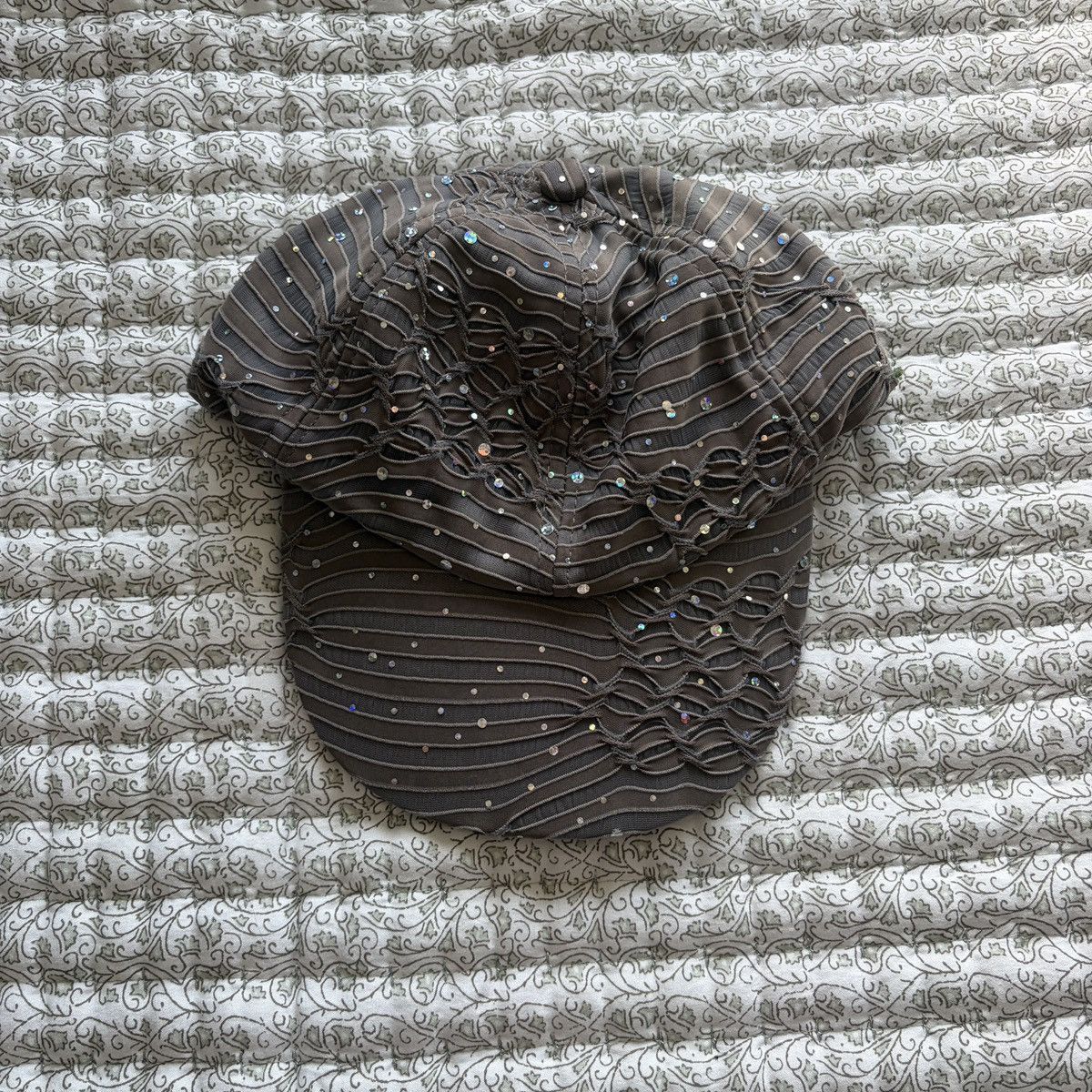 Other Hollywood color co gray glitter hat Size ONE SIZE - 1 Thumbnail