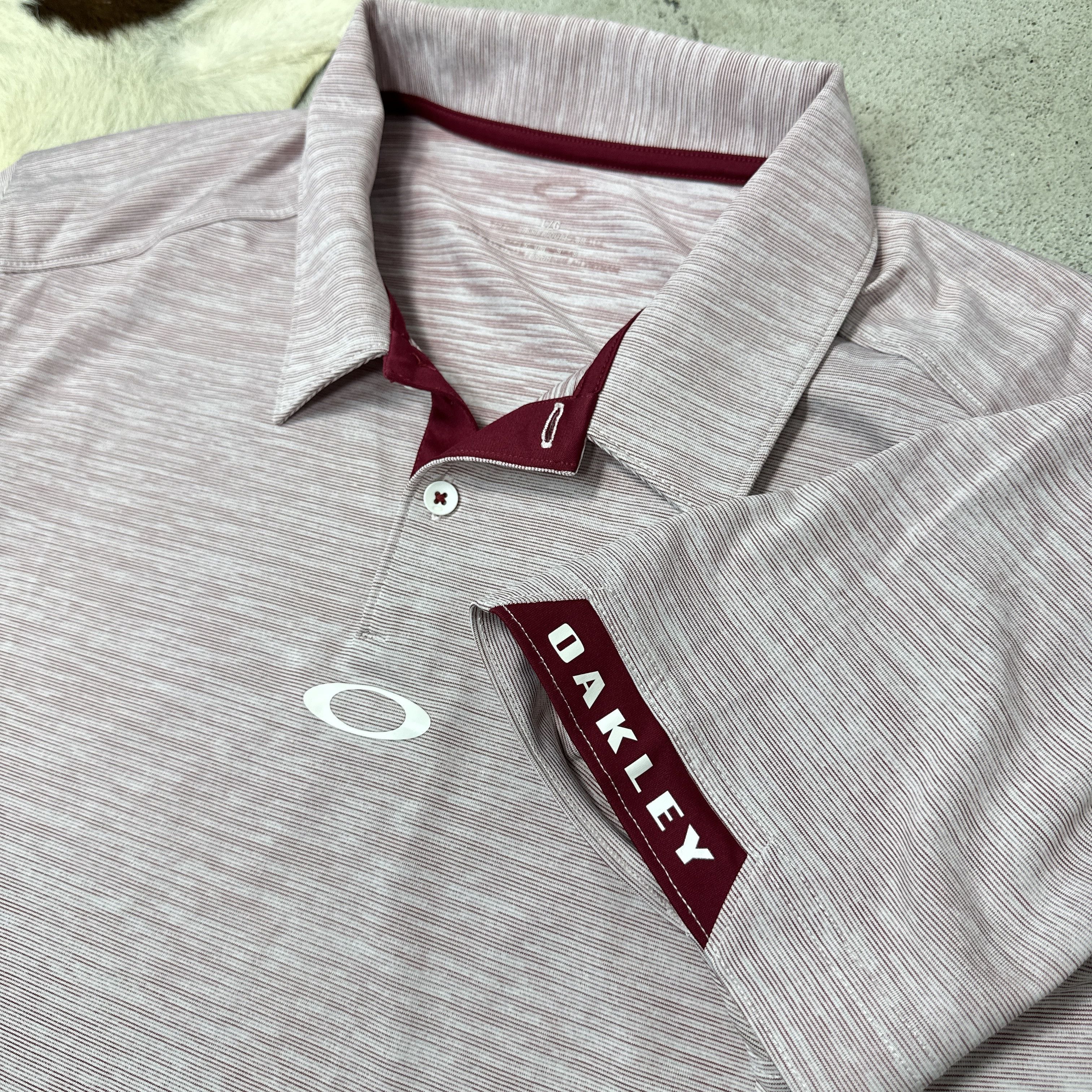 Oakley Vintage Sporty Streetwear Oakley Polo T-shirt Y2K Size US L / EU 52-54 / 3 - 2 Thumbnail