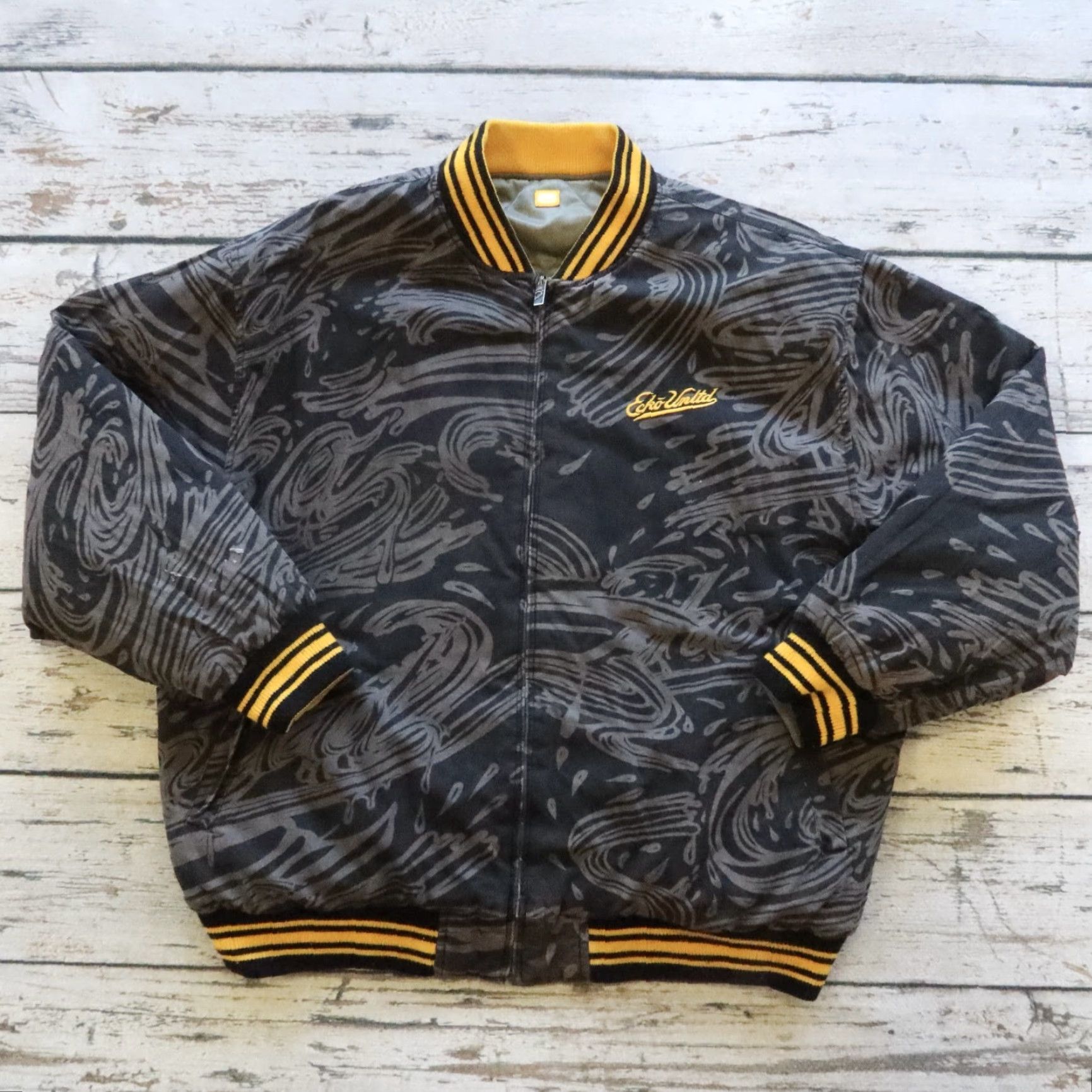Ecko Unltd. VINTAGE Ecko Unltd. Reversible Quilted Bomber Jacket Men XL Gray/Navy Size US XL / EU 56 / 4 - 2 Thumbnail