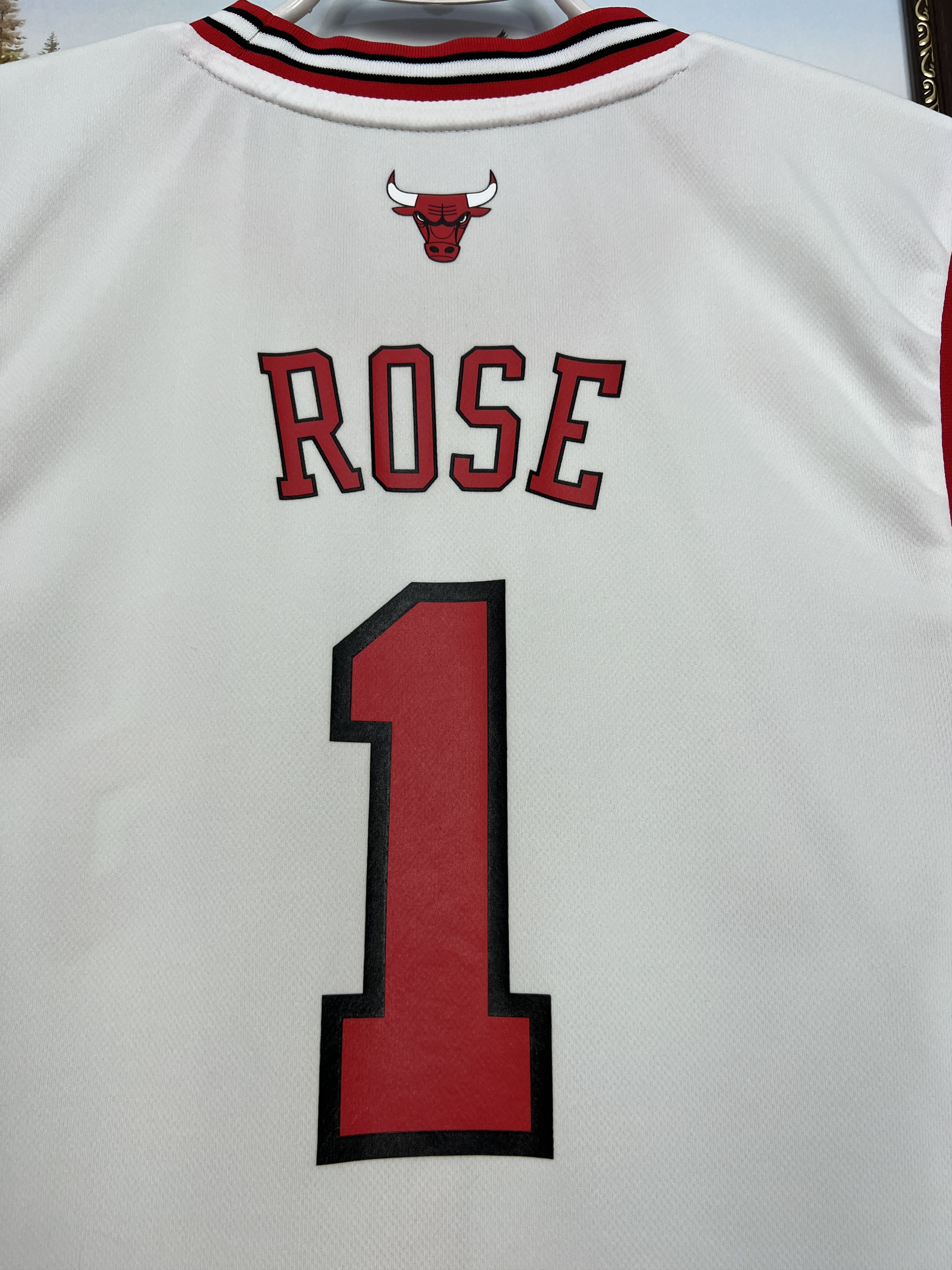 Adidas Vintage Adidas Chicago Bulls NBA #1 Rose White Jersey Mens Size US S / EU 44-46 / 1 - 13 Thumbnail