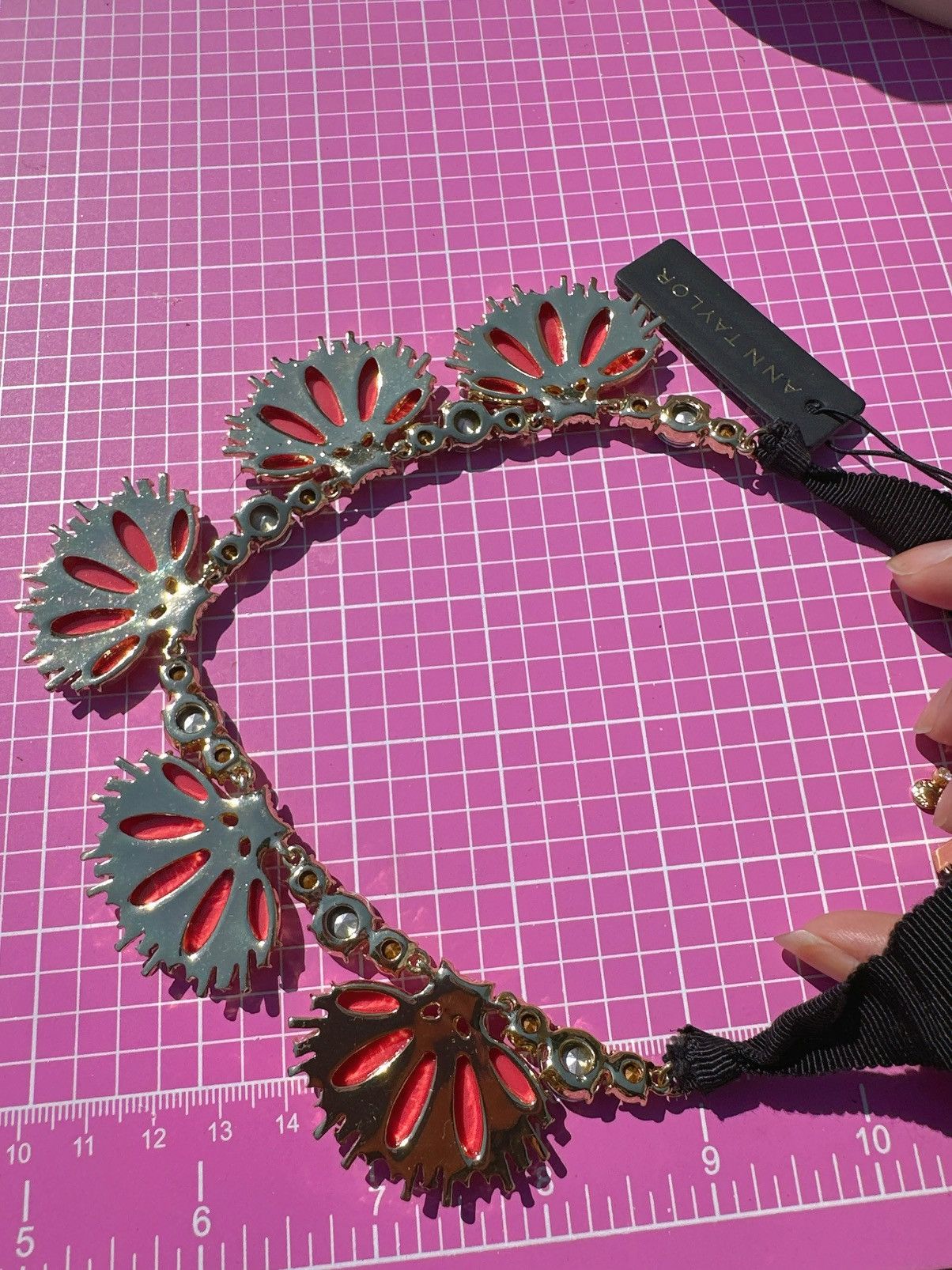 Ann Taylor Ann Taylor orange pink flower necklace good tone black Size ONE SIZE - 7 Thumbnail