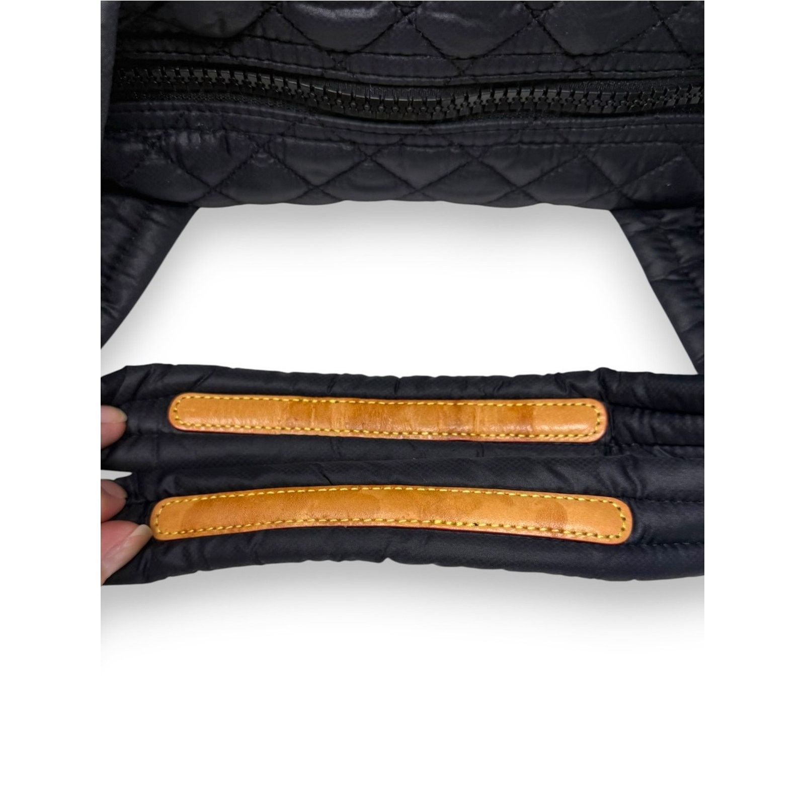 MZ Wallace MZ Wallace Sutton Black Zippered Travel Crossbody Bag Medium Size ONE SIZE - 7 Thumbnail