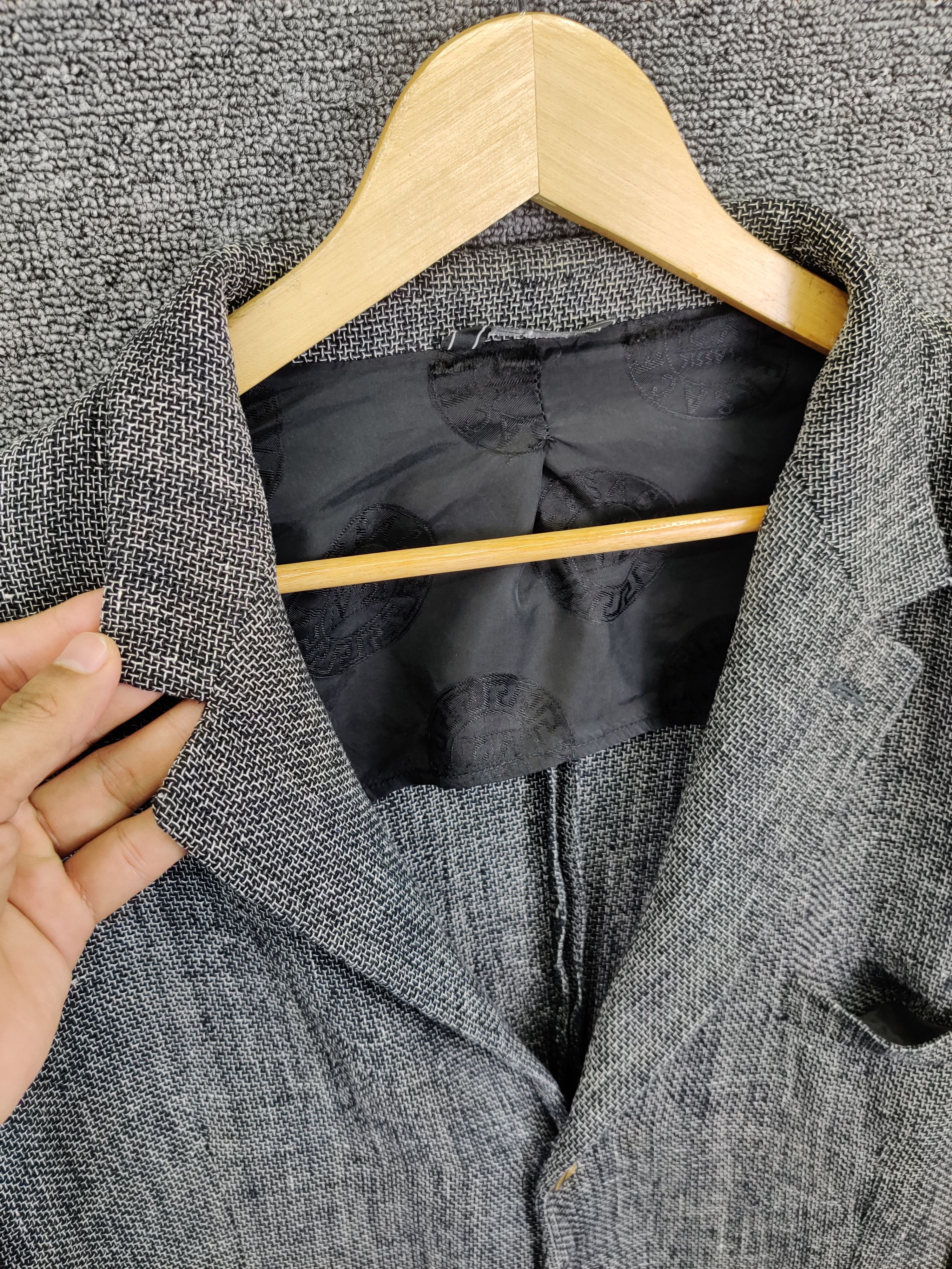 Versace Vintage 90s Versace Classic V2 Single Breasted Blazer Size US L / EU 52-54 / 3 - 3 Thumbnail