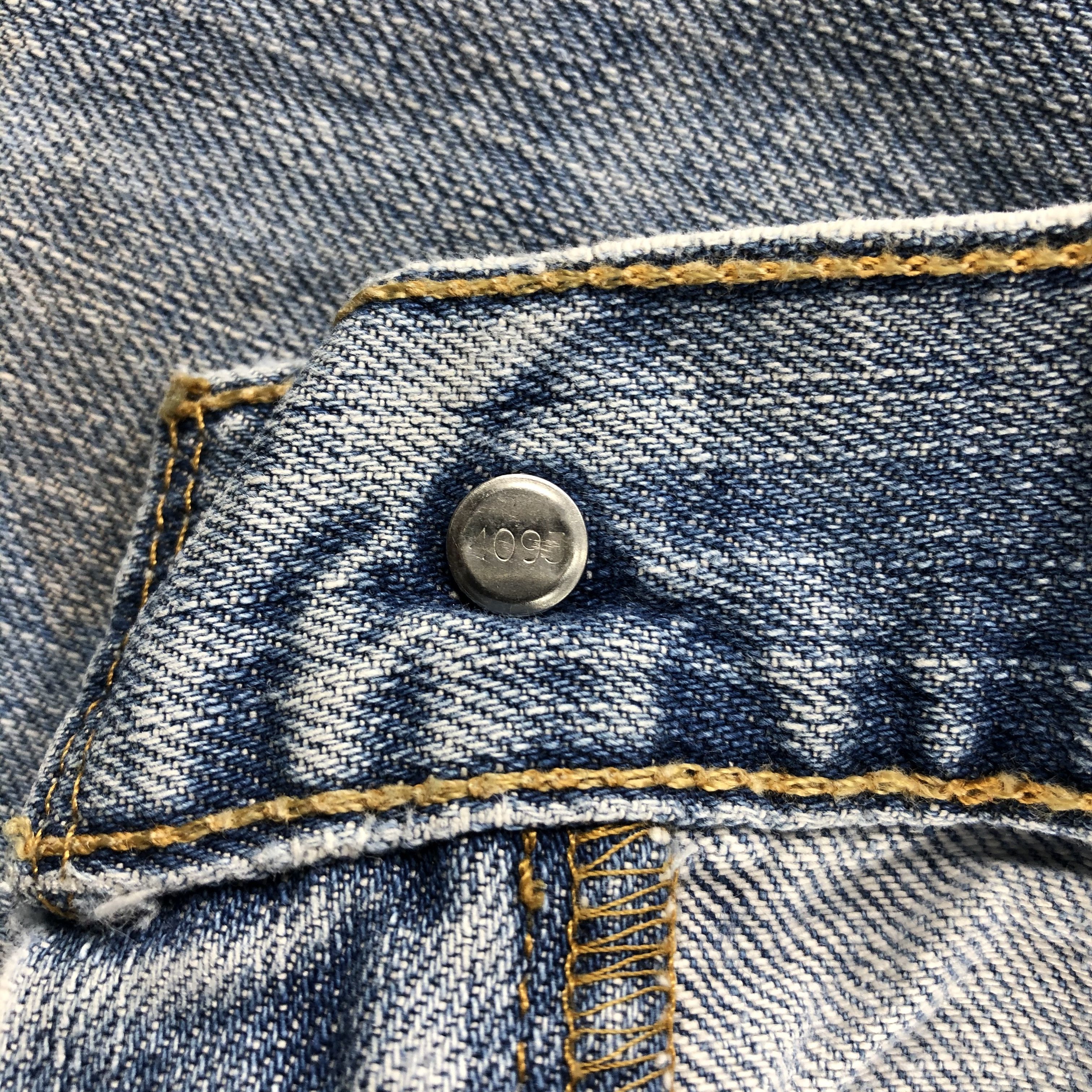 Levi's Vintage Levis 527 Jeans Flare Denim KJ924 Size US 34 / EU 50 - 12 Thumbnail