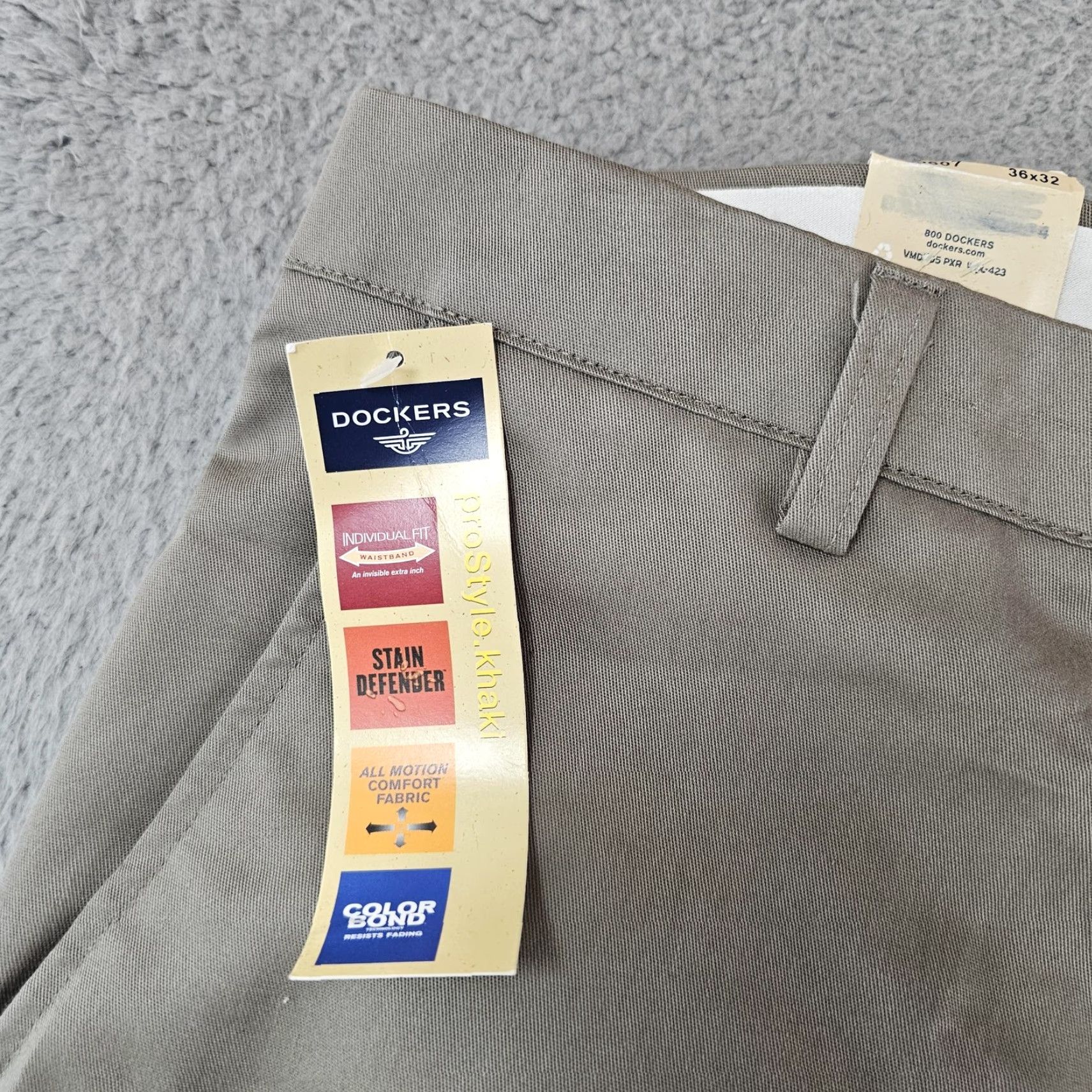 Dockers Dockers Pants Mens 36x32 Khaki Flat Front Relaxed ProStyle Stain Defender Wrinkle Resistant Pockets Size US 36 / EU 52 - 3 Thumbnail