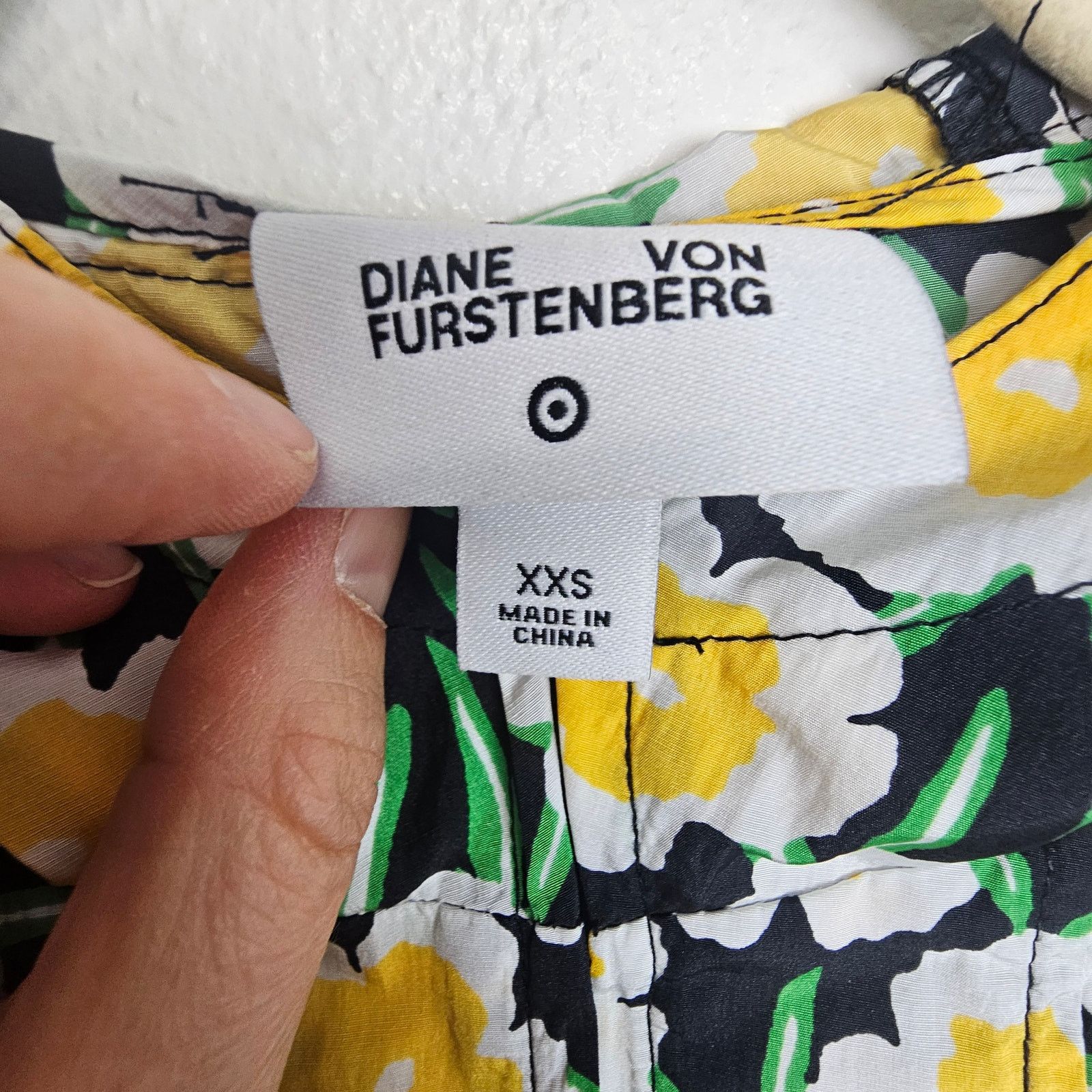 Diane von Furstenberg Diane von Furstenberg x Target Womens Packable Poppy Hooded Size XXS / US 00 / IT 34 - 7 Thumbnail