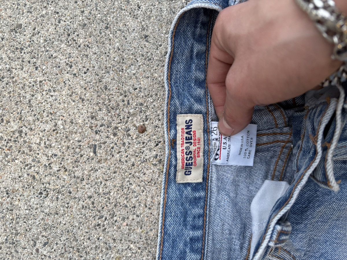 Guess × Vintage Vintage 90s Guess USA Straight Fit Light Indigo Jeans Sz. 26 Size 26" / US 2 / IT 38 - 3 Thumbnail