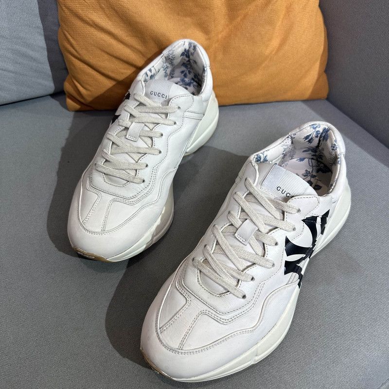 Gucci Gucci Rhyton Low-Top Sneakers in Beige - Size US 9.5 / EU 42-43 - 1 Thumbnail