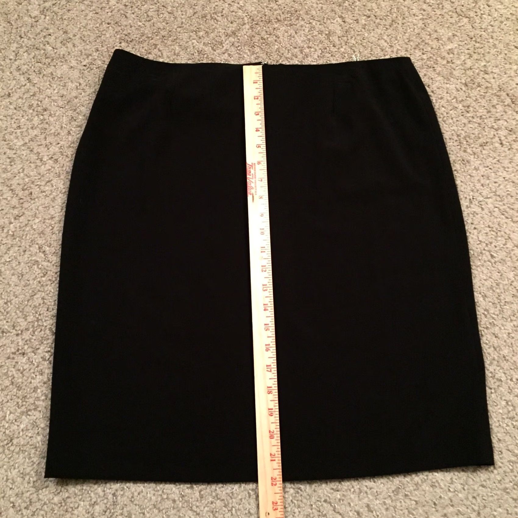 Vintage Sag Harbor Skirt 12P Black Knee Length Petite Unlined Slit Pencil Size 34" / US 12 / IT 48 - 4 Thumbnail