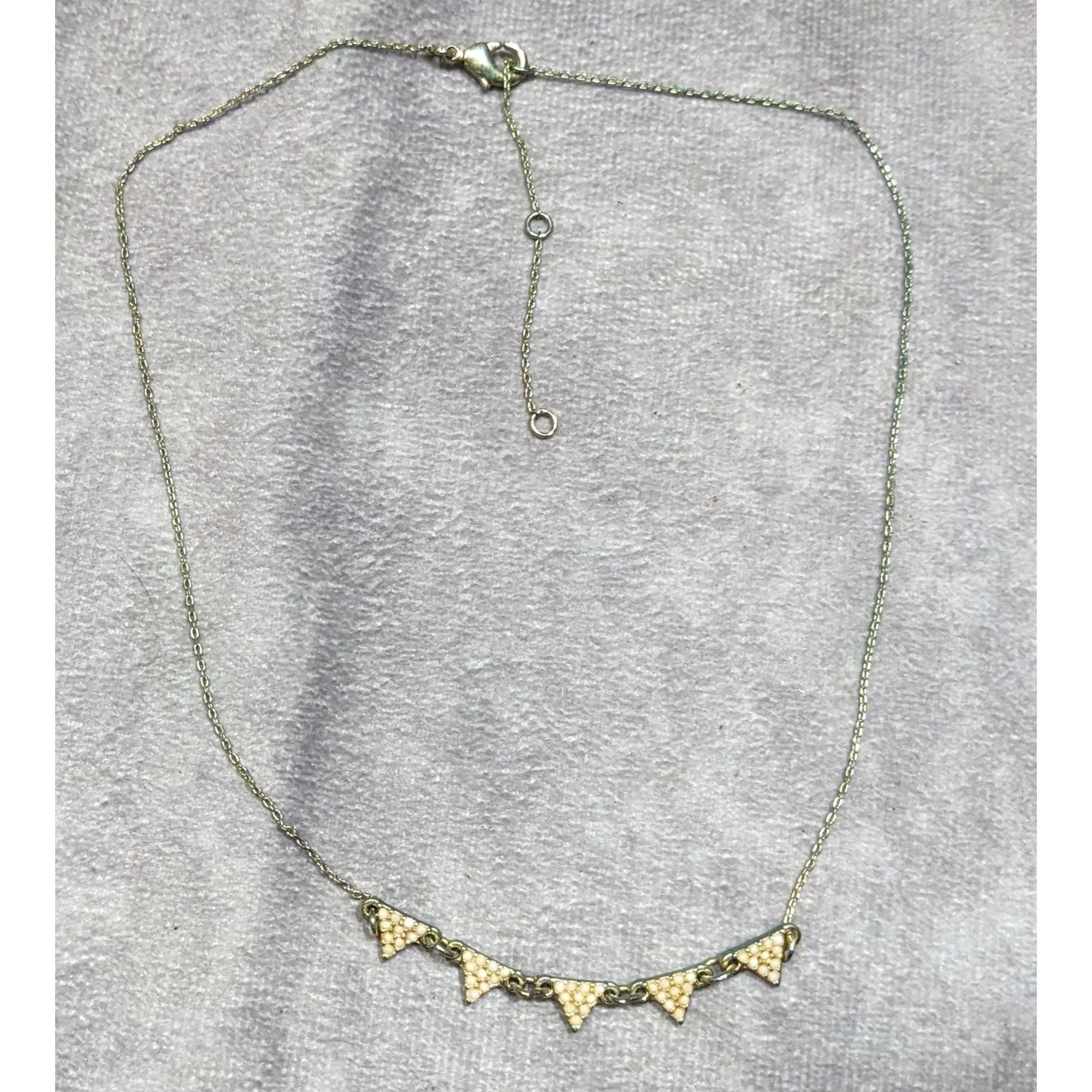 Other Dainty Five Triangle Pendant Necklace With Cream Beaded Acce Size ONE SIZE - 7 Thumbnail
