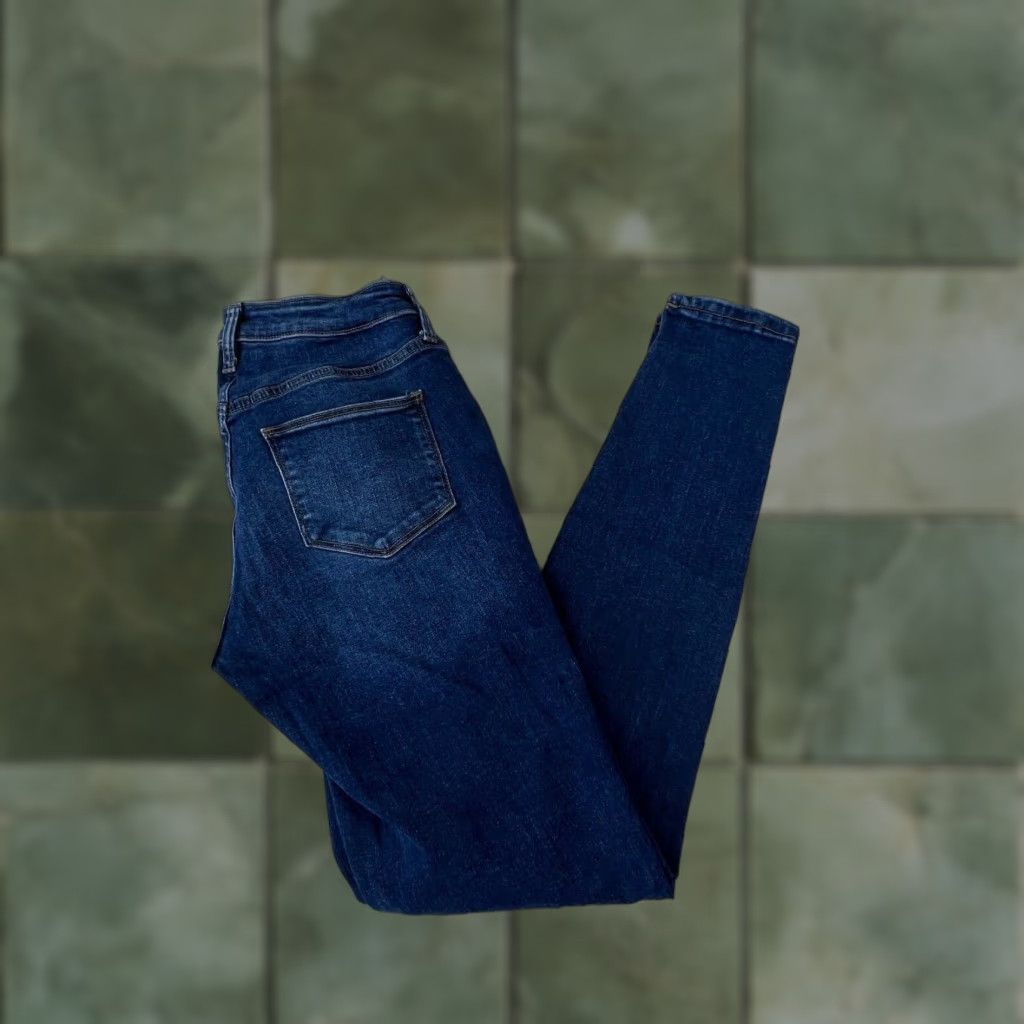 Vintage Universal Thread Womens Curvy Skinny Jeans Medium Wash Size 27" / US 4 / IT 40 - 1 Thumbnail