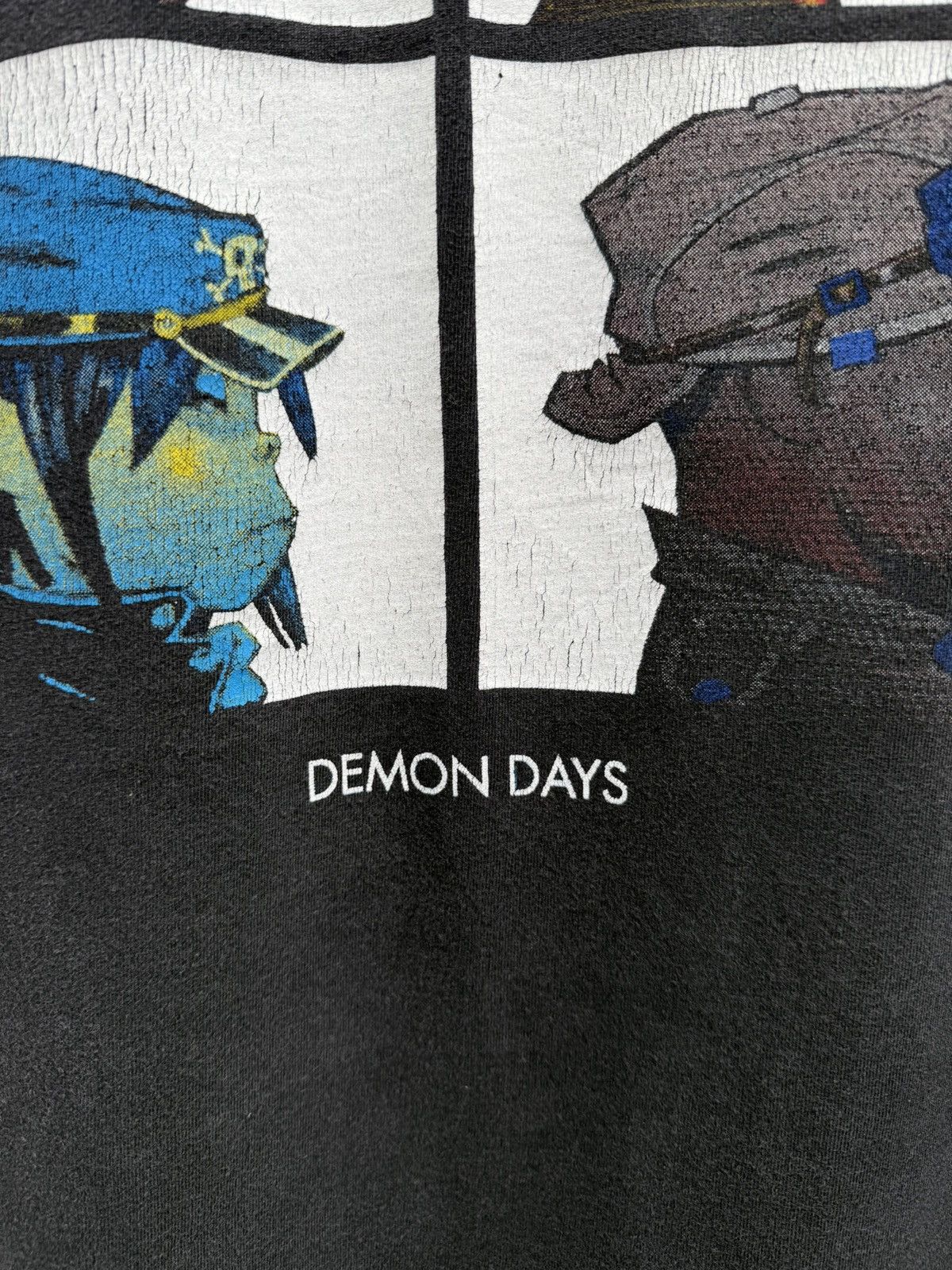Band Tees 💥RARE💥 Vintage 2000s GORILLAZ “Demon Days” Sunfaded XL Tee Size US XL / EU 56 / 4 - 6 Thumbnail