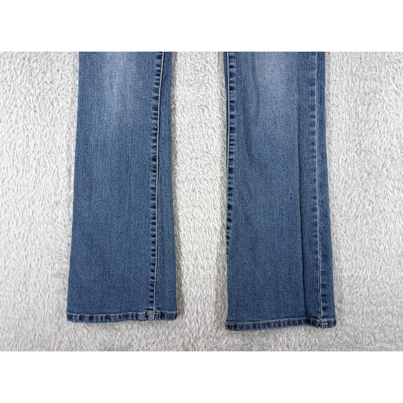 Vintage No Boundaries Jeans Womens 24 Blue Denim Bootcut Light Wash Stretch 5-Pocket 24x29 Cotton Size 32" / US 10 / IT 46 - 2 Thumbnail