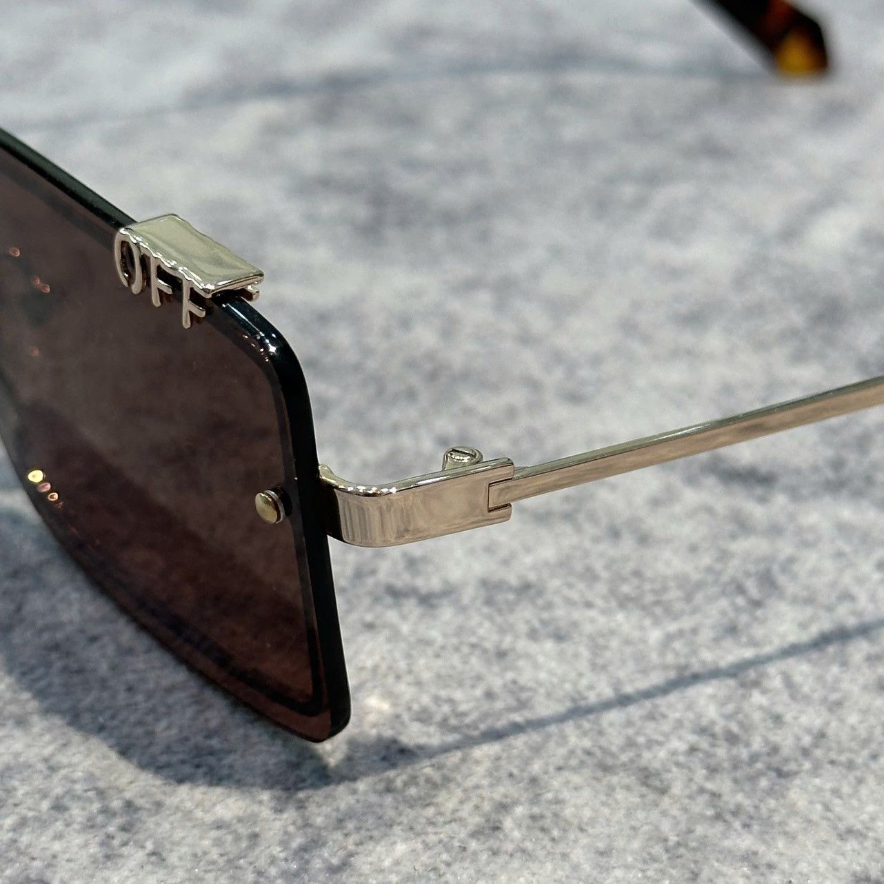 Off-White OFF WHITE TAMPA GOLD BROWN SUNGLASSES Size ONE SIZE - 3 Thumbnail