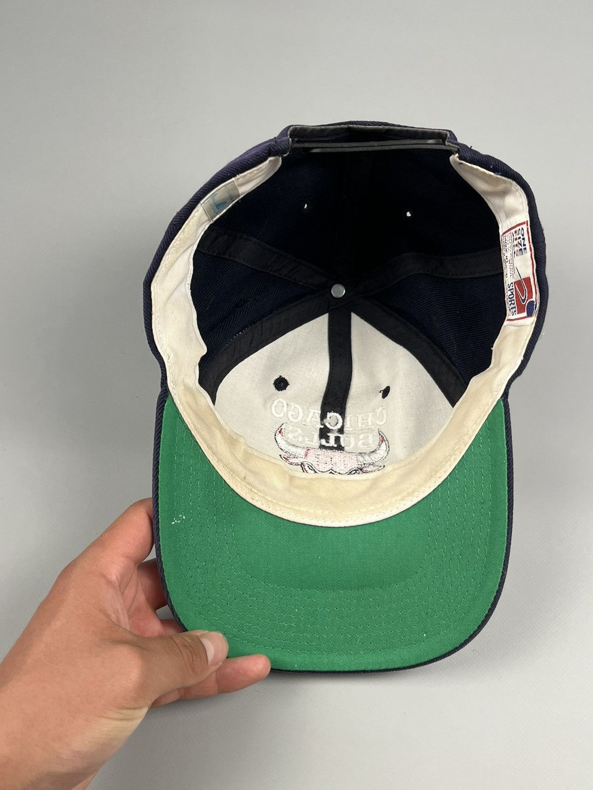 NBA × Vintage RARE 90s VINTAGE Chicago Bulls NBA Faded Wool Snapback Cap Size ONE SIZE - 11 Thumbnail
