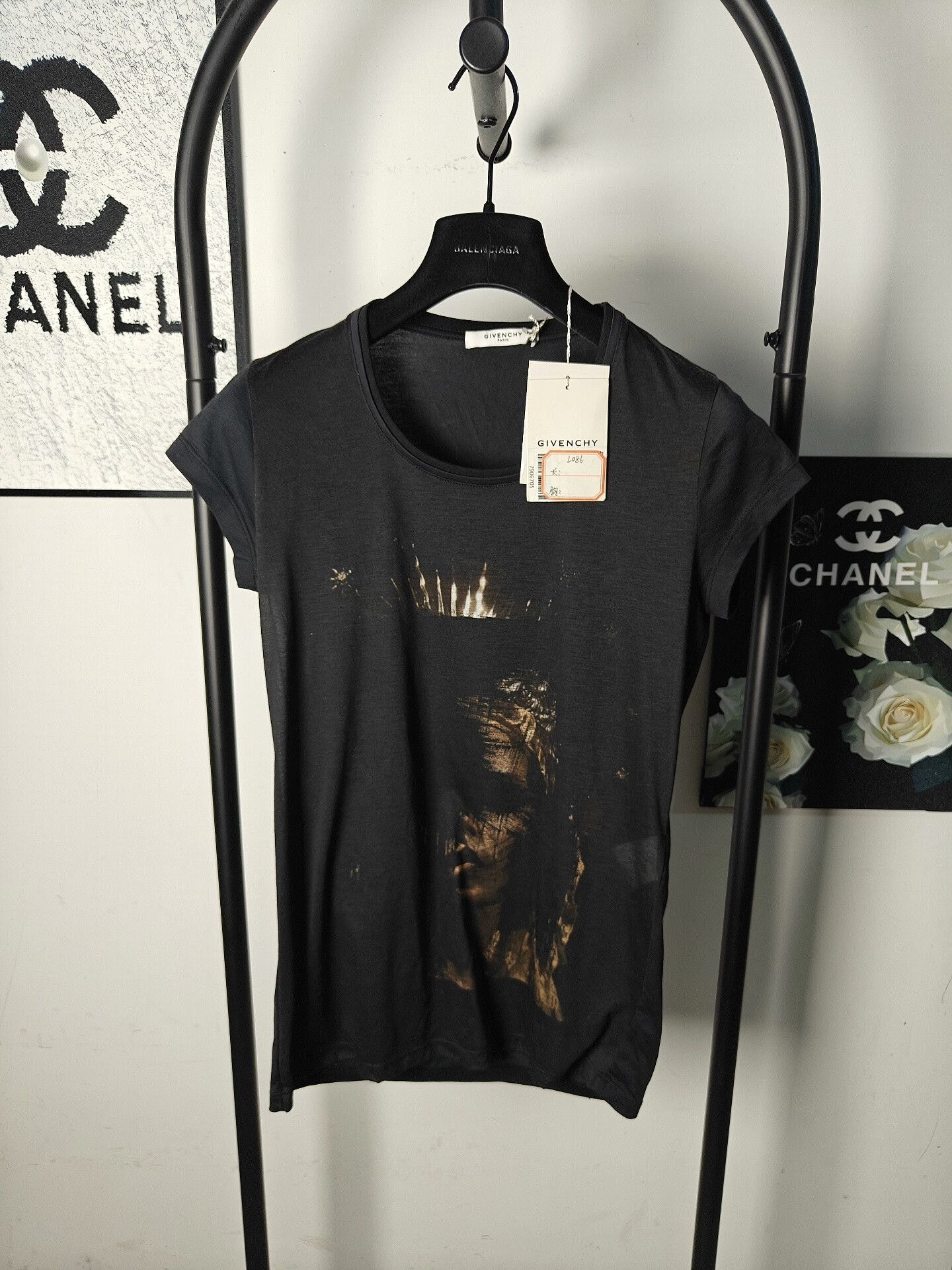 Givenchy Givenchy White T-Shirt S Women Size S / US 4 / IT 40 - 1 Thumbnail
