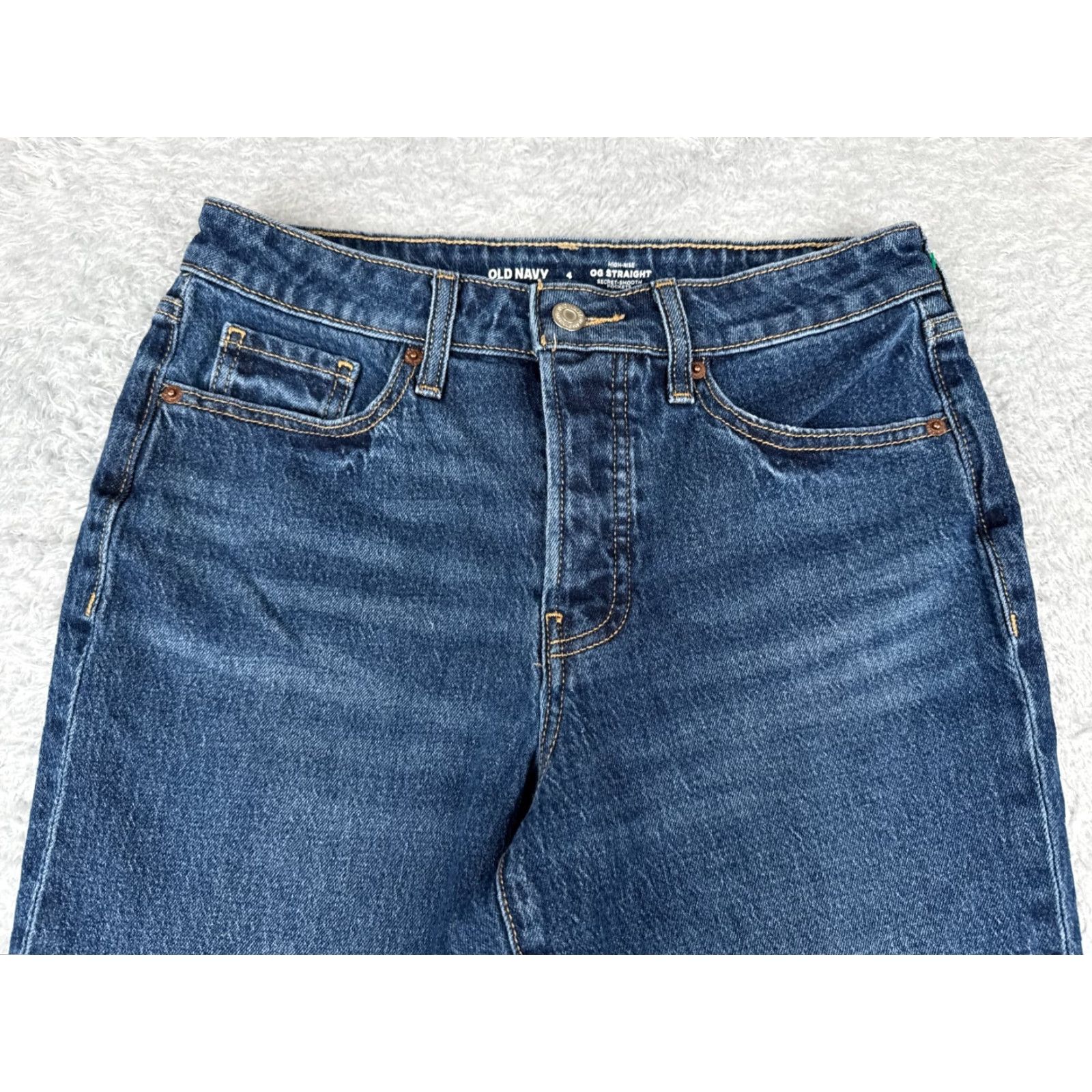 Old Navy Old Navy Jeans Women 4 Blue OG Straight High Rise Secret Smooth Pocket 28x26 Size 27" / US 4 / IT 40 - 4 Thumbnail