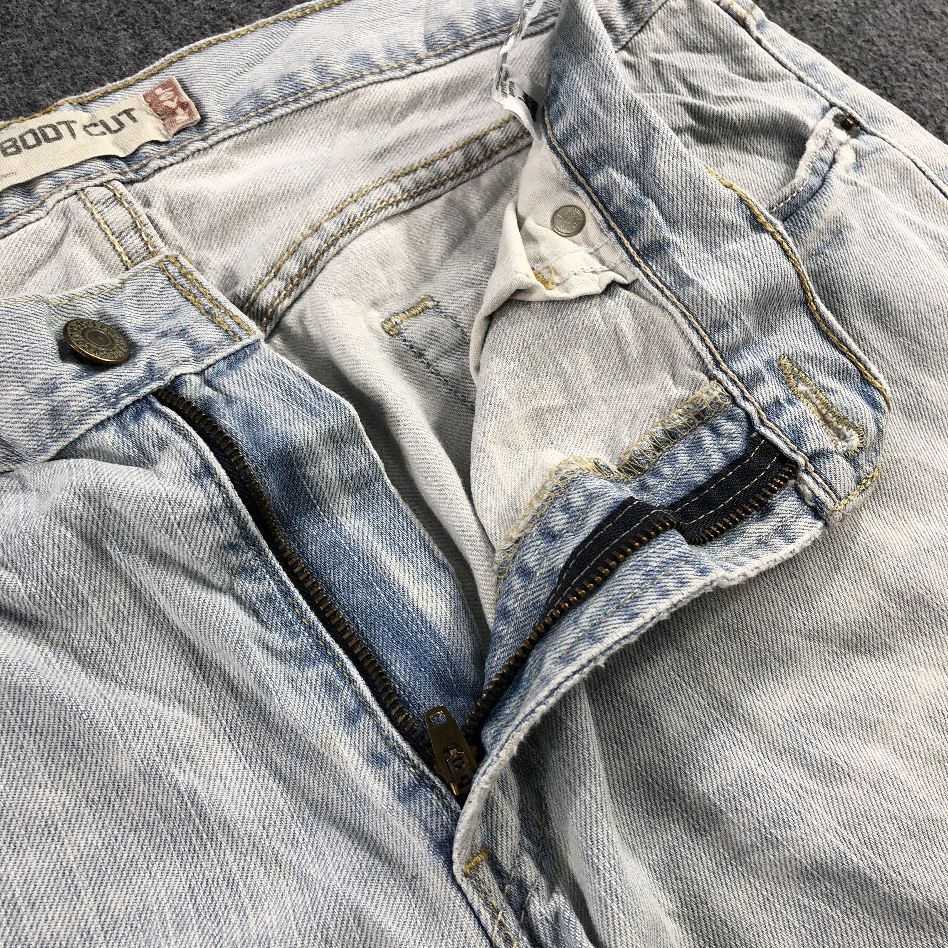 Levi's Vintage Light Wash Levis 527 Flare Jeans-J2215 Size US 34 / EU 50 - 9 Thumbnail