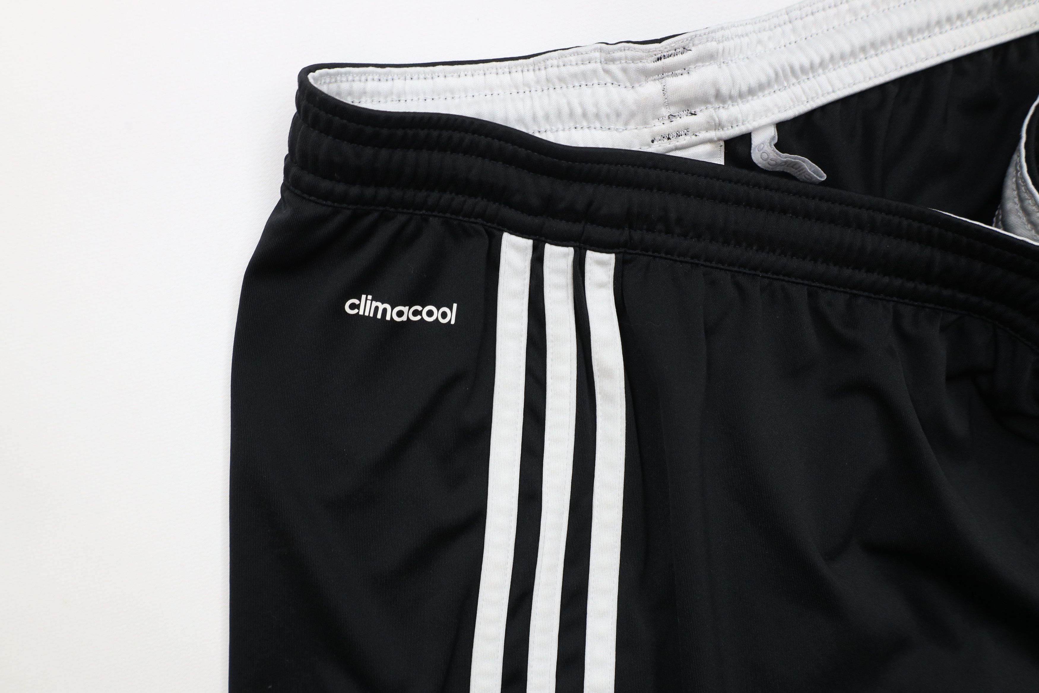 Adidas Vintage Adidas Striped Running Jogging Soccer Shorts Black Size 32" / US 10 / IT 46 - 5 Thumbnail