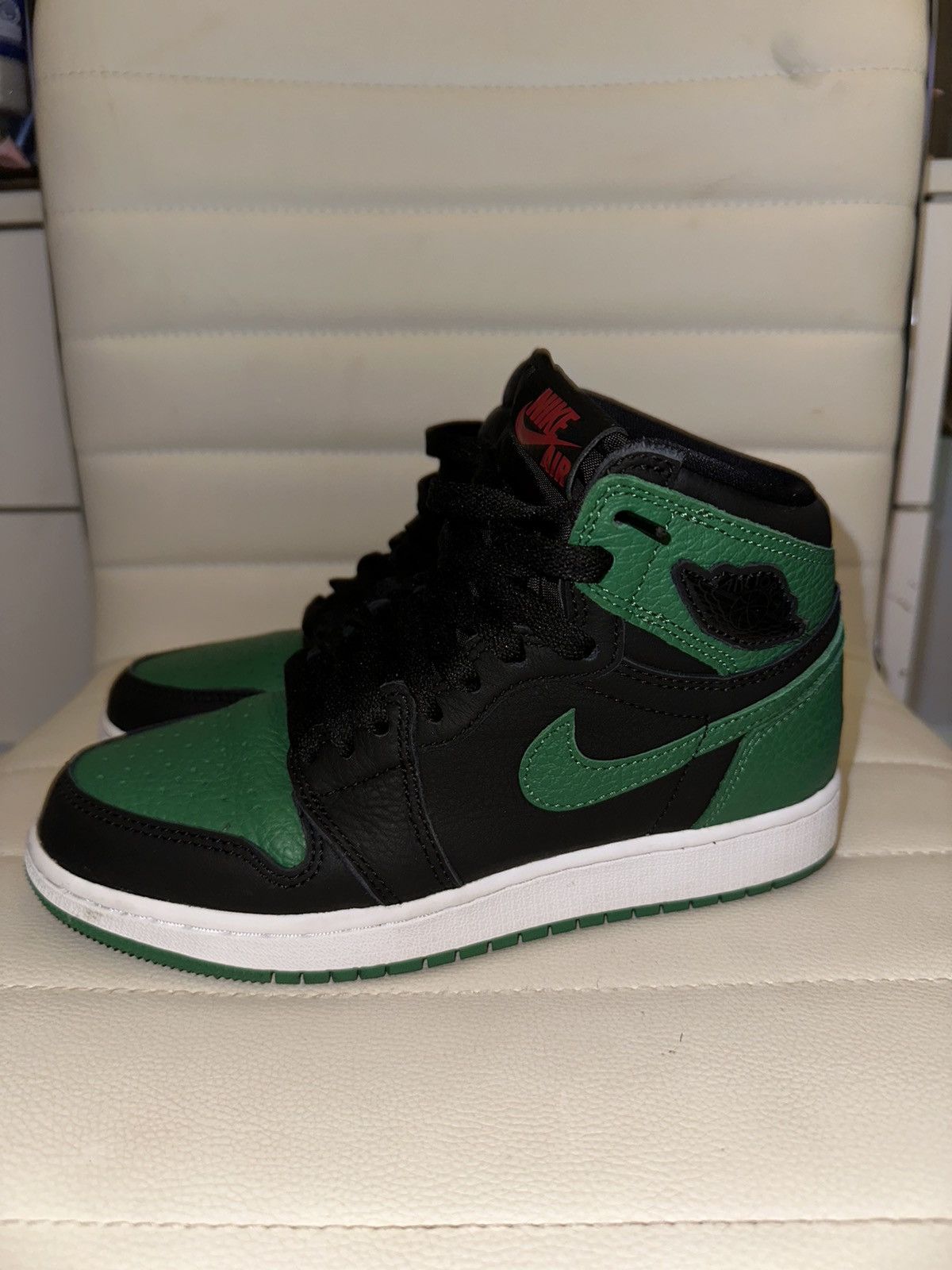 Jordan Brand Pine Green Jordan 1 Size US 4 / IT 34 - 3 Thumbnail