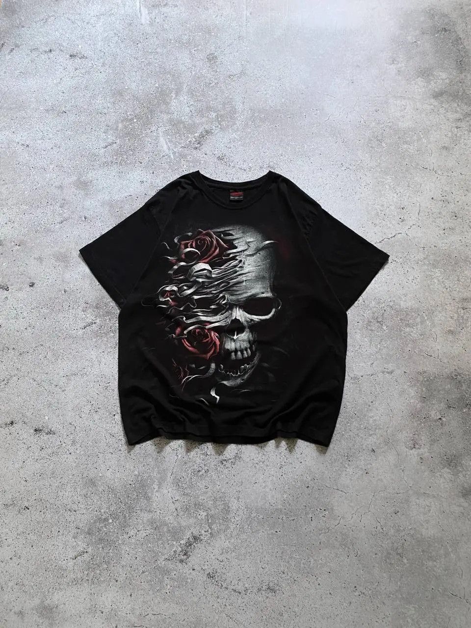 Other VINTAGE SPIRAL OVER PRINT SKULL LOGO T SHIRT Size US XL / EU 56 / 4 - 1 Thumbnail