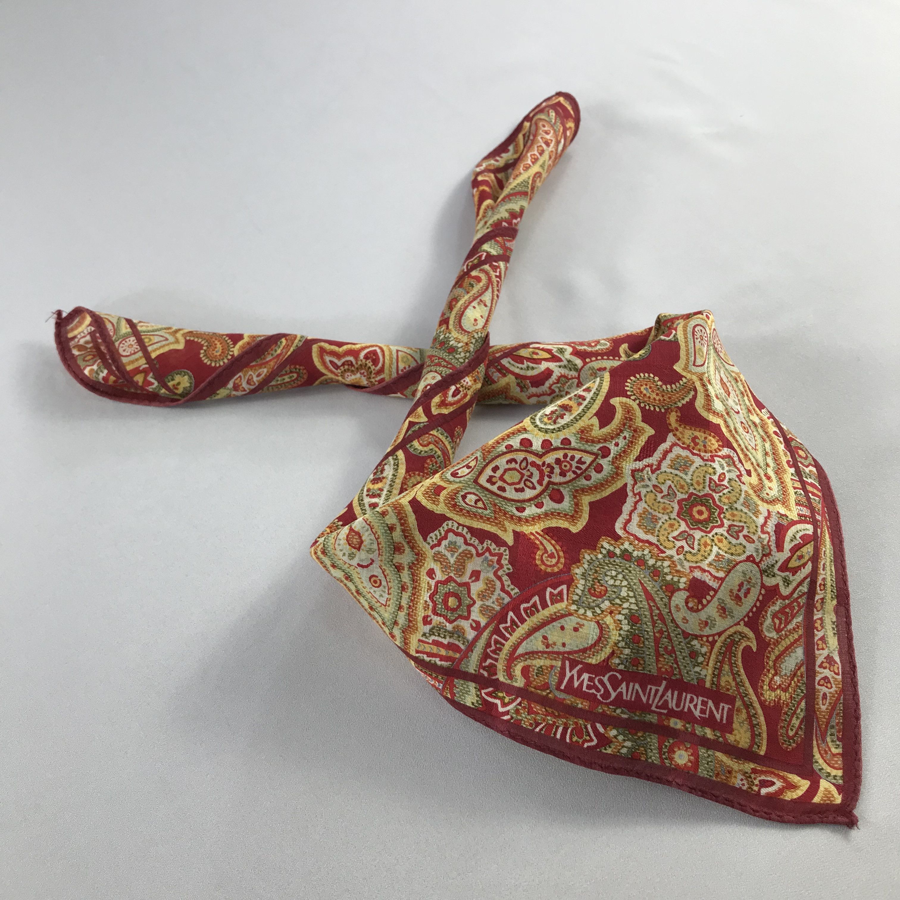 Yves Saint Laurent Yves Saint Laurent Handkerchief / Bandana / Neckerchief C813 Size ONE SIZE - 2 Thumbnail