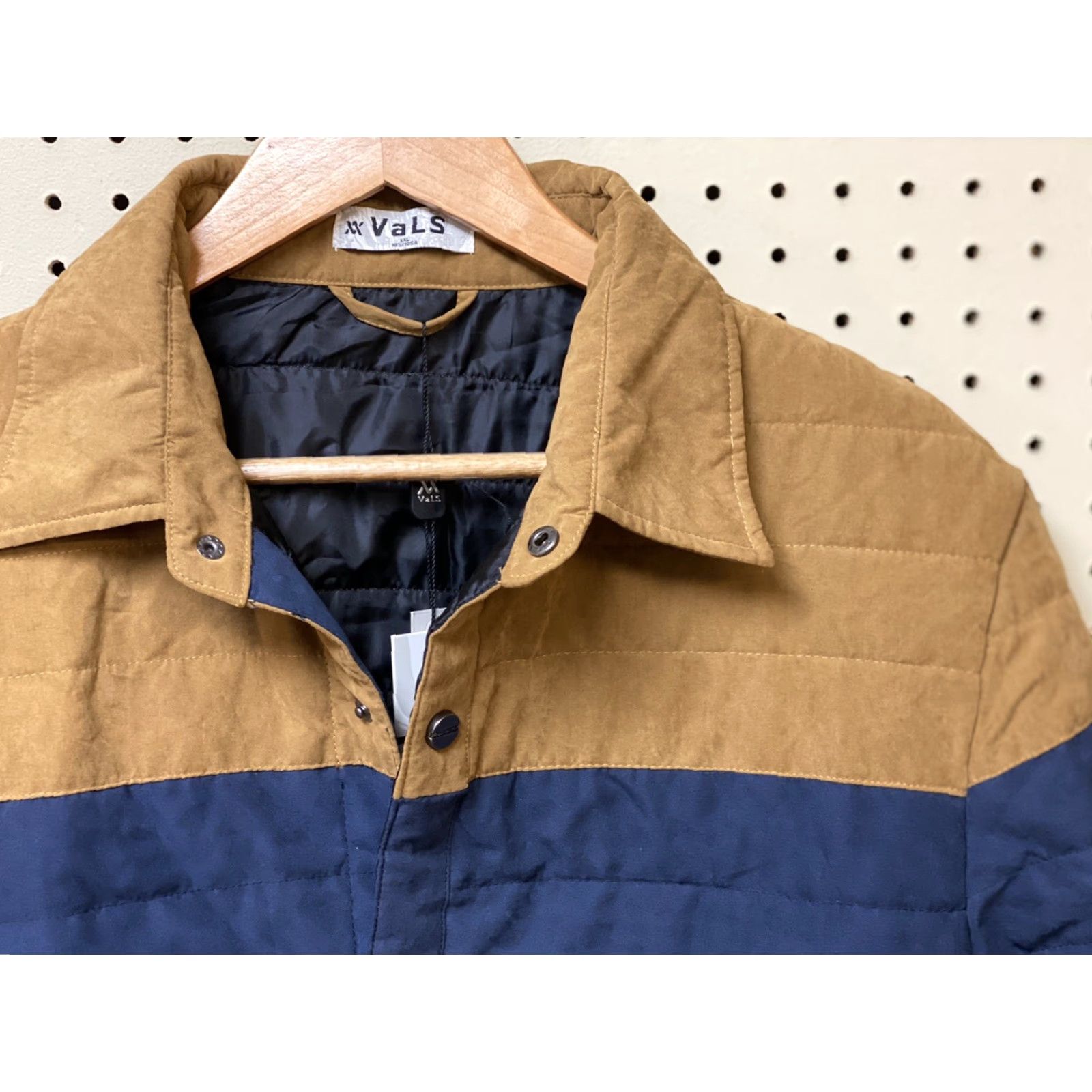 Denime Vals Denim Quilted Slim Fitted Button Shirt Jacket NWT, Button-Up, Long Sleeve, Collared, Multicolor Polyester, XL, Men Size US XL / EU 56 / 4 - 3 Thumbnail