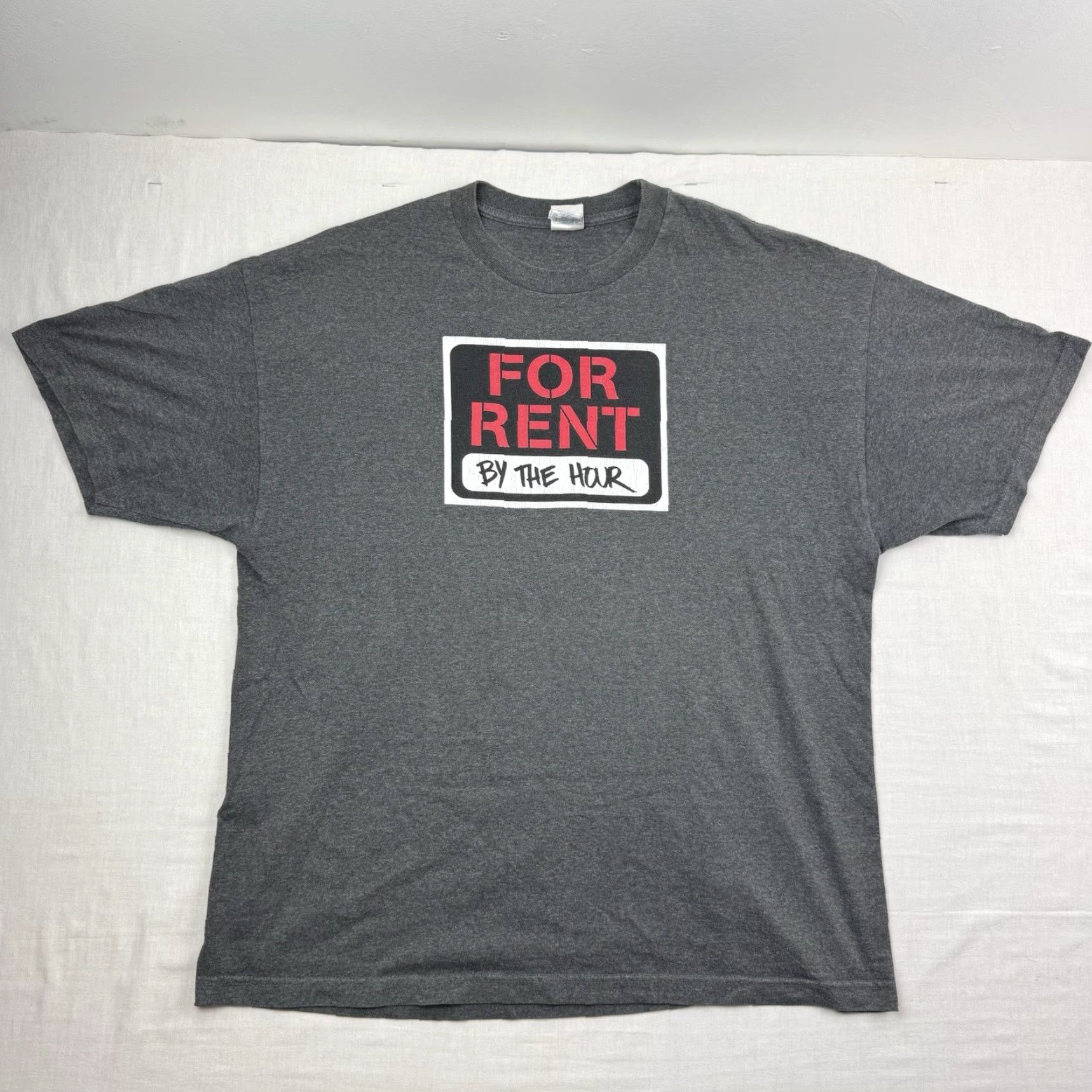 Vintage VINTAGE For Rent By The Hour T Shirt Funny Adult 2XL Gray Hipster Y2K Mens Shirt Size US XXL / EU 58 / 5 - 2 Thumbnail
