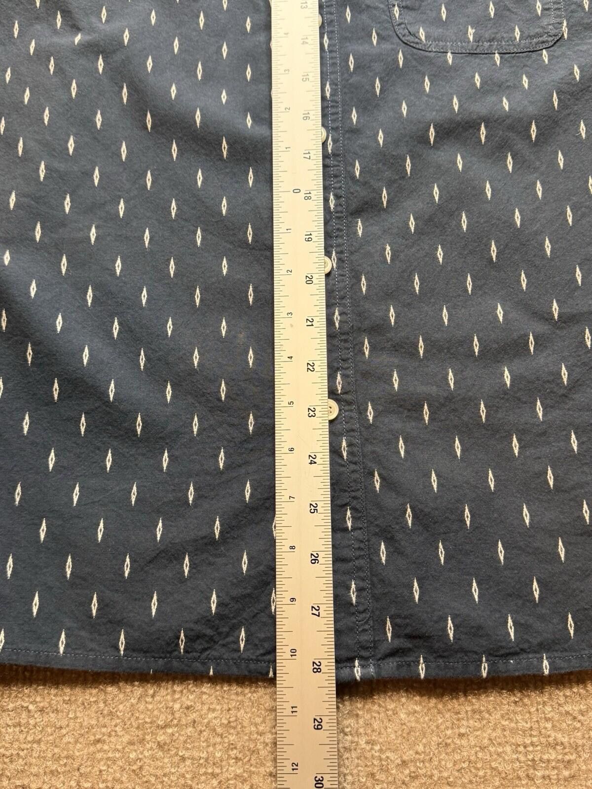 American Eagle Outfitters American Eagle Men's Med Navy AOP SS Shirt [726] Size US M / EU 48-50 / 2 - 7 Thumbnail