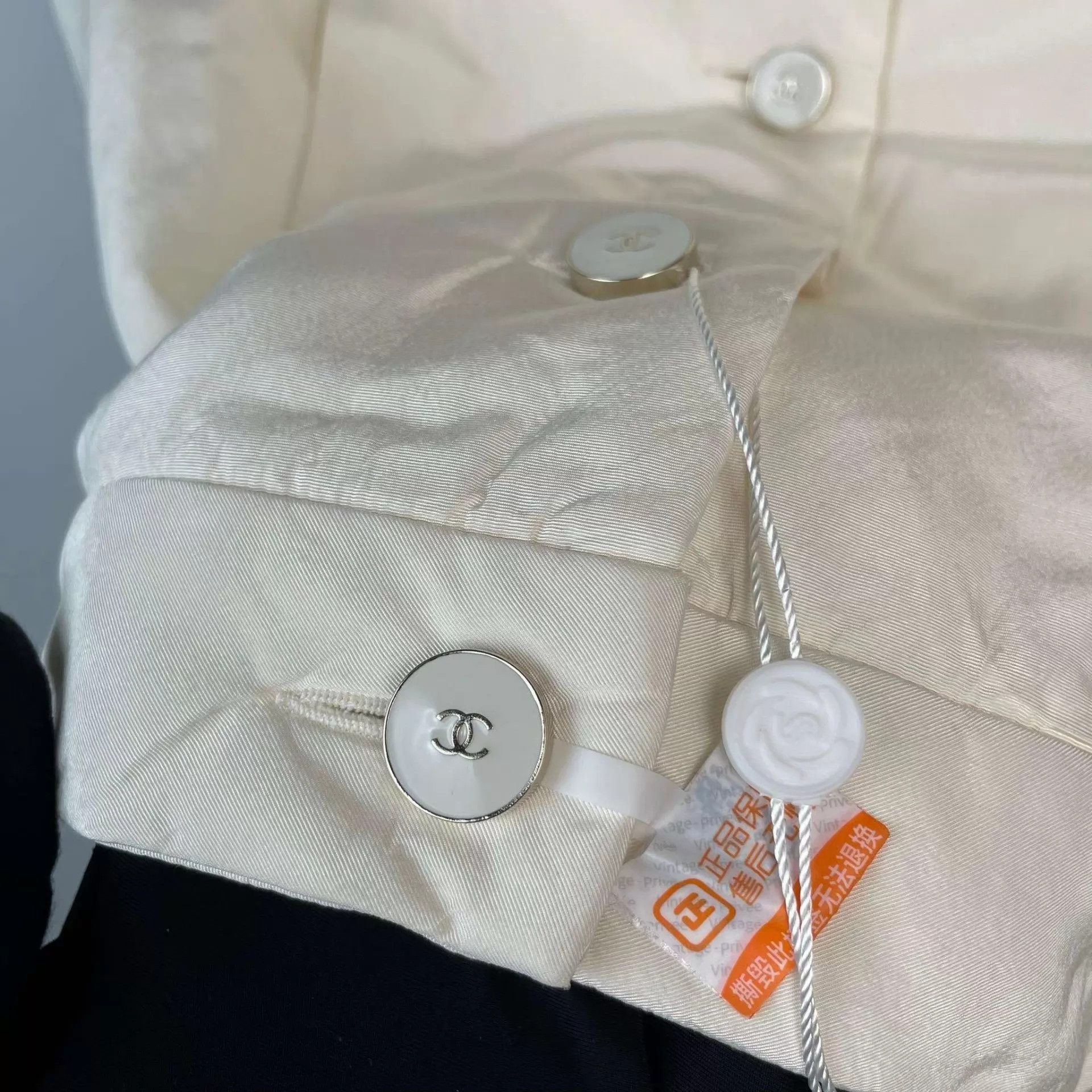 Chanel Chanel 24B Bow Silk Ivory Short Cotton Jacket 36 Size XS / US 0-2 / IT 36-38 - 7 Thumbnail