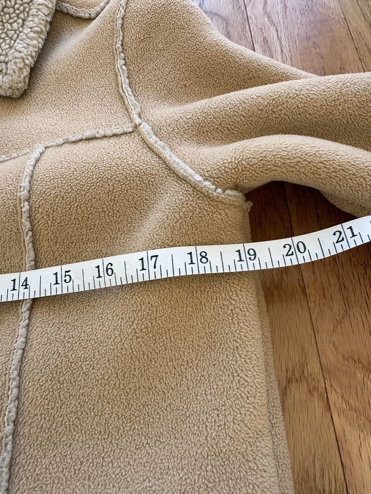Old Navy Old Navy Vintage Y2K Faux Sherpa Tan Shearling Jacket M Size M / US 6-8 / IT 42-44 - 13 Thumbnail