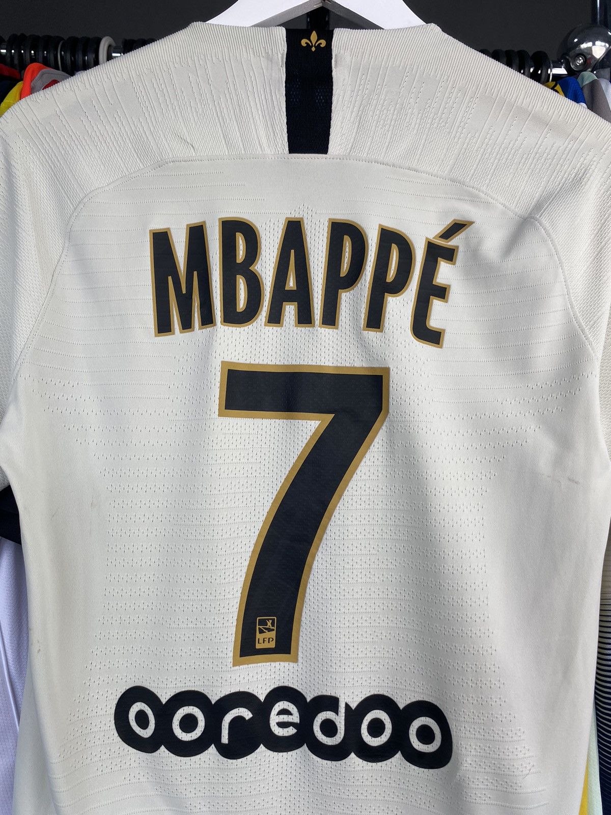 Nike Nike PSG #7 Mbappe 2018/19 Vaporknit Player Issue Away Size US S / EU 44-46 / 1 - 10 Thumbnail
