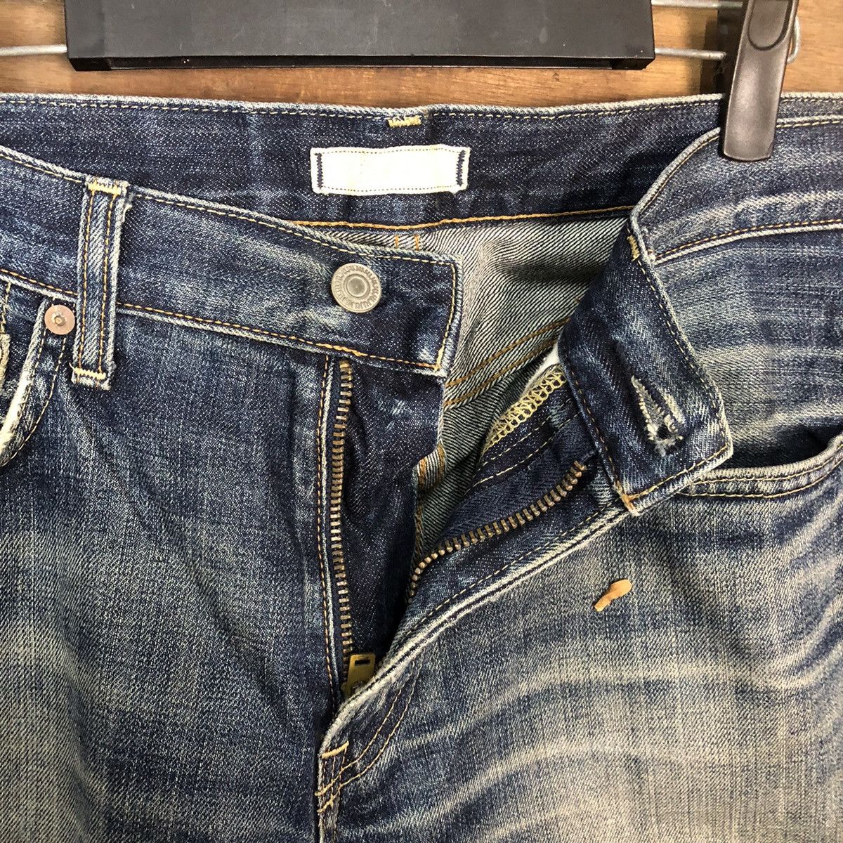Uniqlo Uniqlo UJ faded Blue ripped distressed Denim Pants #7307 Size US 30 / EU 46 - 11 Thumbnail