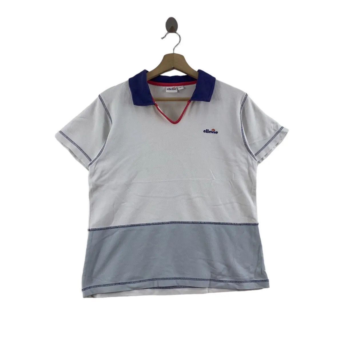 Ellesse Vintage ELLESSE PERUGIA ITALIA V Neck Polo Tee Shirt Top Size M / US 6-8 / IT 42-44 - 1 Thumbnail