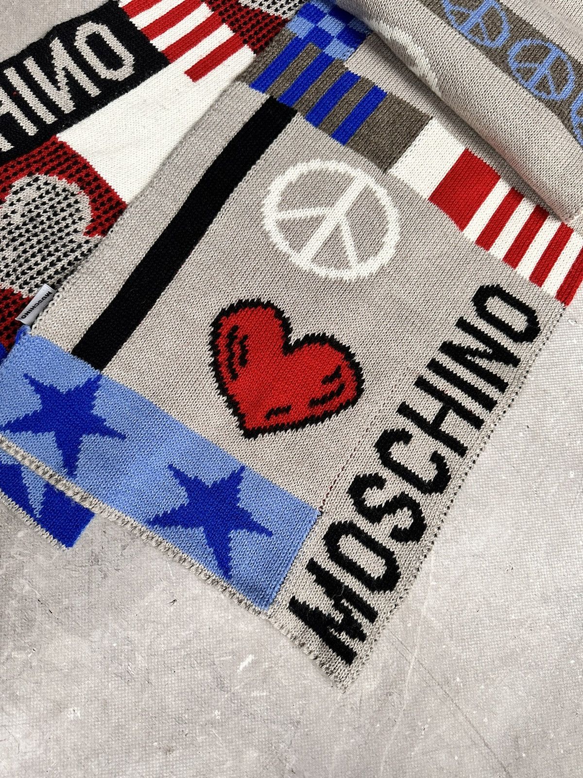 Moschino Wow😻 Vintage Scarf Moschino Wool Rare Japan IfSixWasNine Size ONE SIZE - 2 Thumbnail