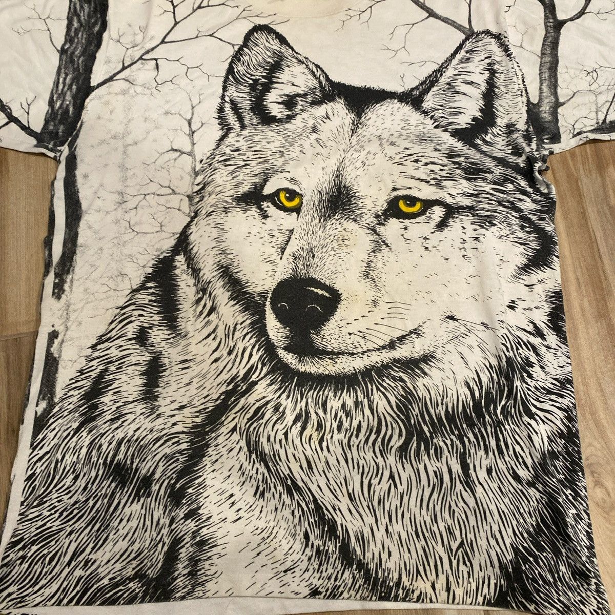 The Mountain Wolf Scenic All Over Print Vintage White T-Shirt Size XL Size US XL / EU 56 / 4 - 2 Thumbnail
